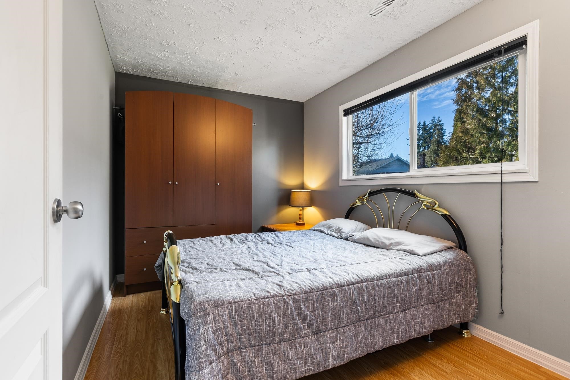 









4875


200

Street,
Langley,




BC
V3A 1L6

