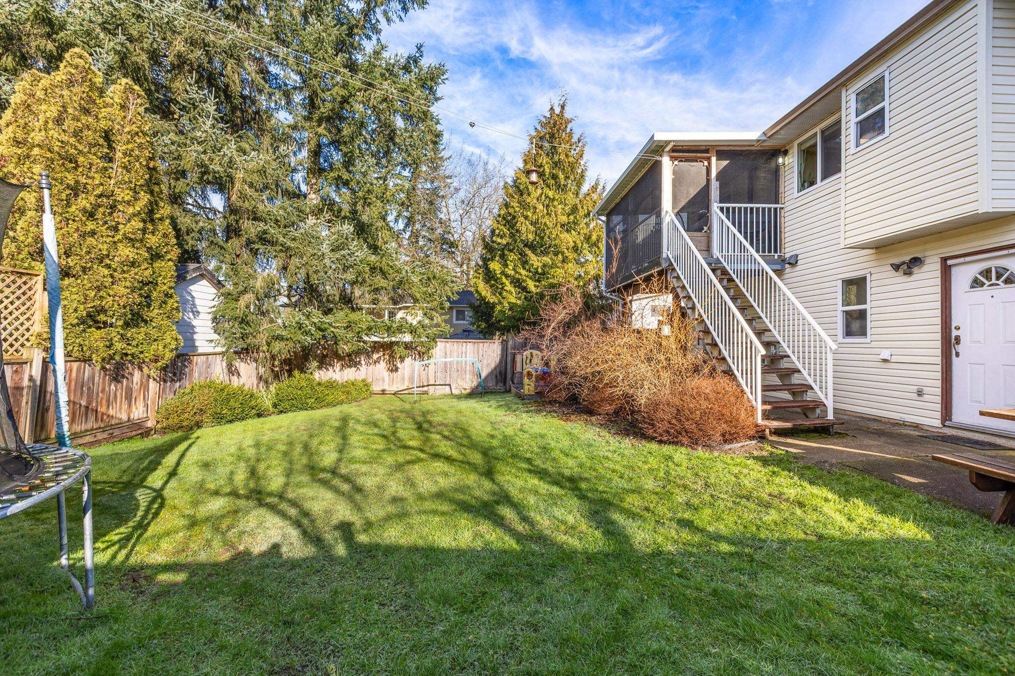 









4875


200

Street,
Langley,




BC
V3A 1L6

