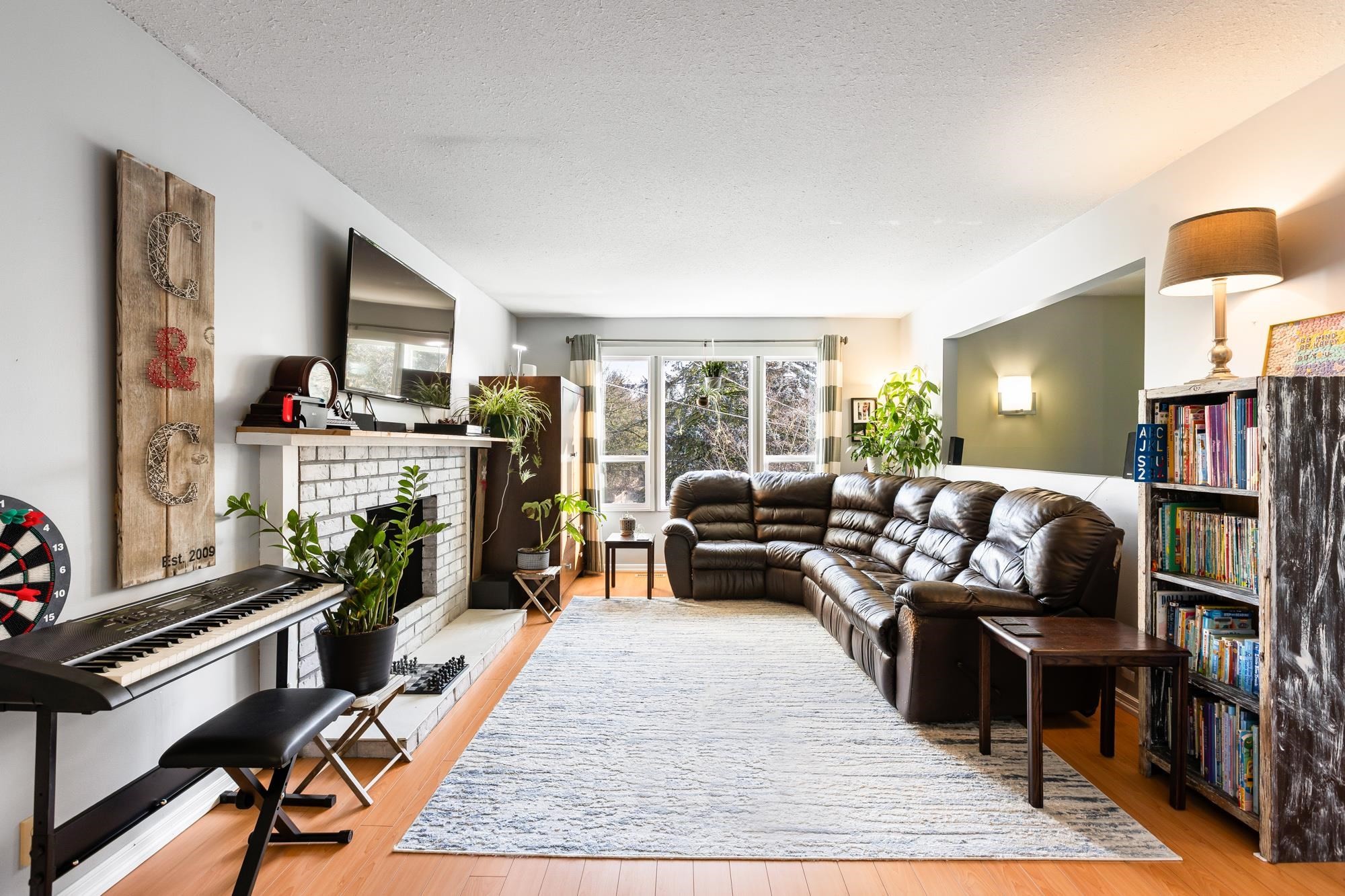 









4875


200

Street,
Langley,




BC
V3A 1L6

