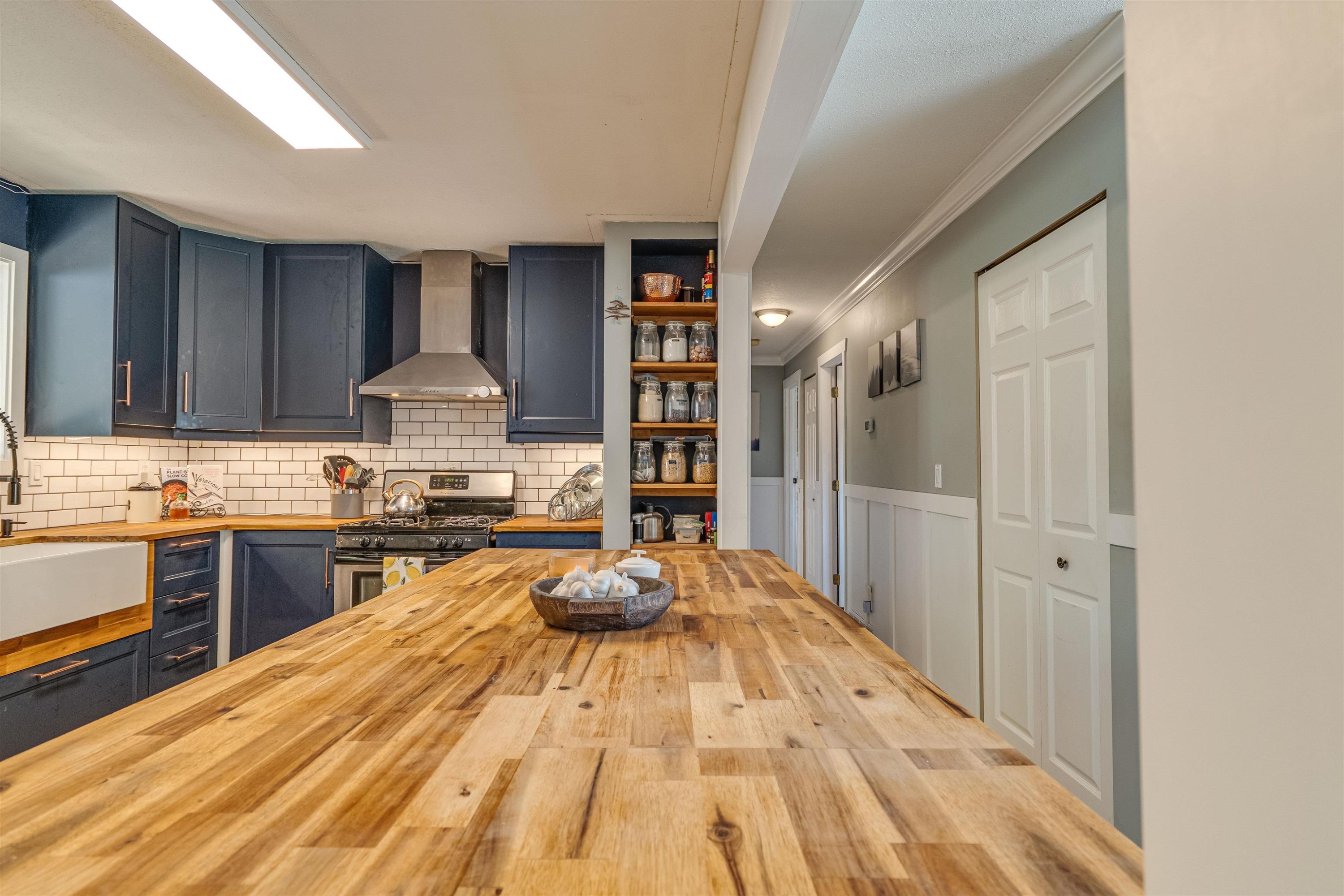 









35157


Skeena

Avenue,
Abbotsford,




BC
V2S 7H5

