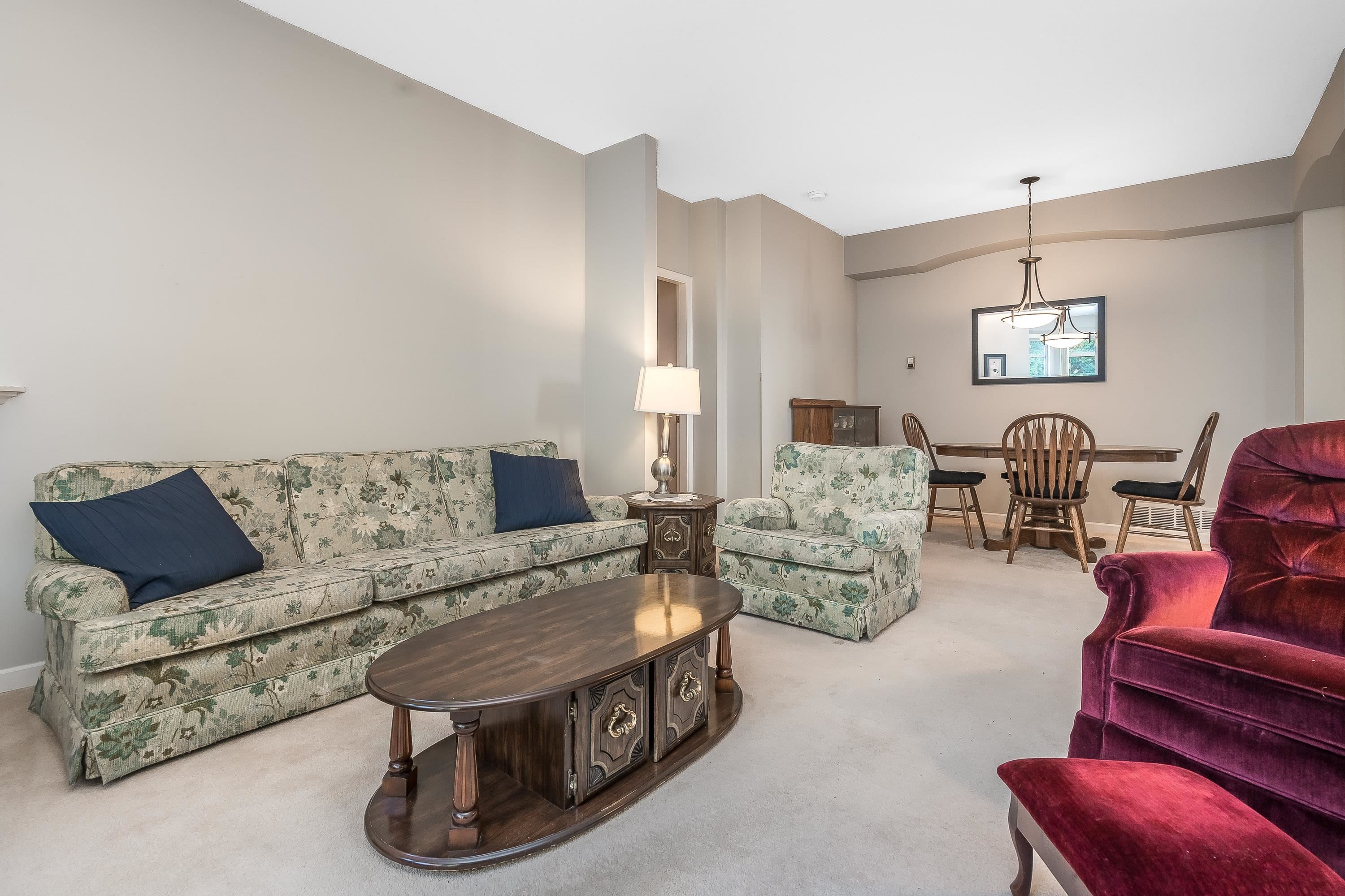 









9072


Fleetwood

Way, 115,
Surrey,




BC
V3R 0M6

