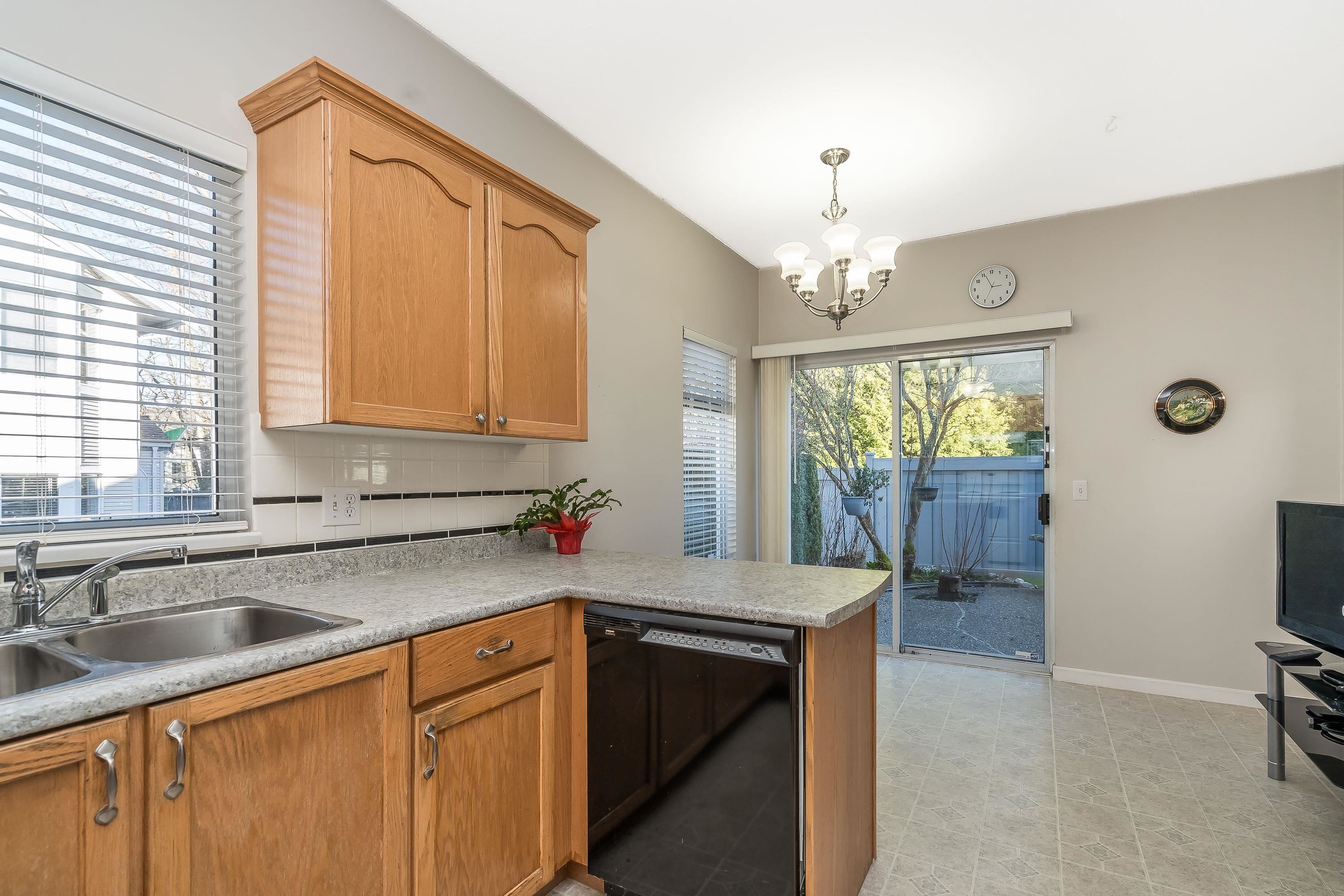 









9072


Fleetwood

Way, 115,
Surrey,




BC
V3R 0M6

