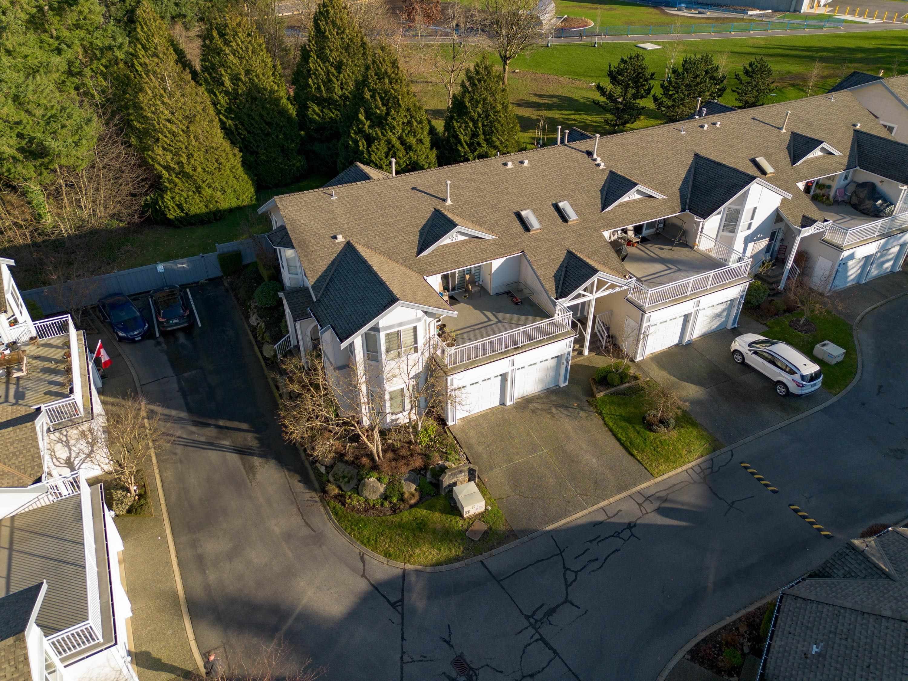 









9072


Fleetwood

Way, 115,
Surrey,




BC
V3R 0M6

