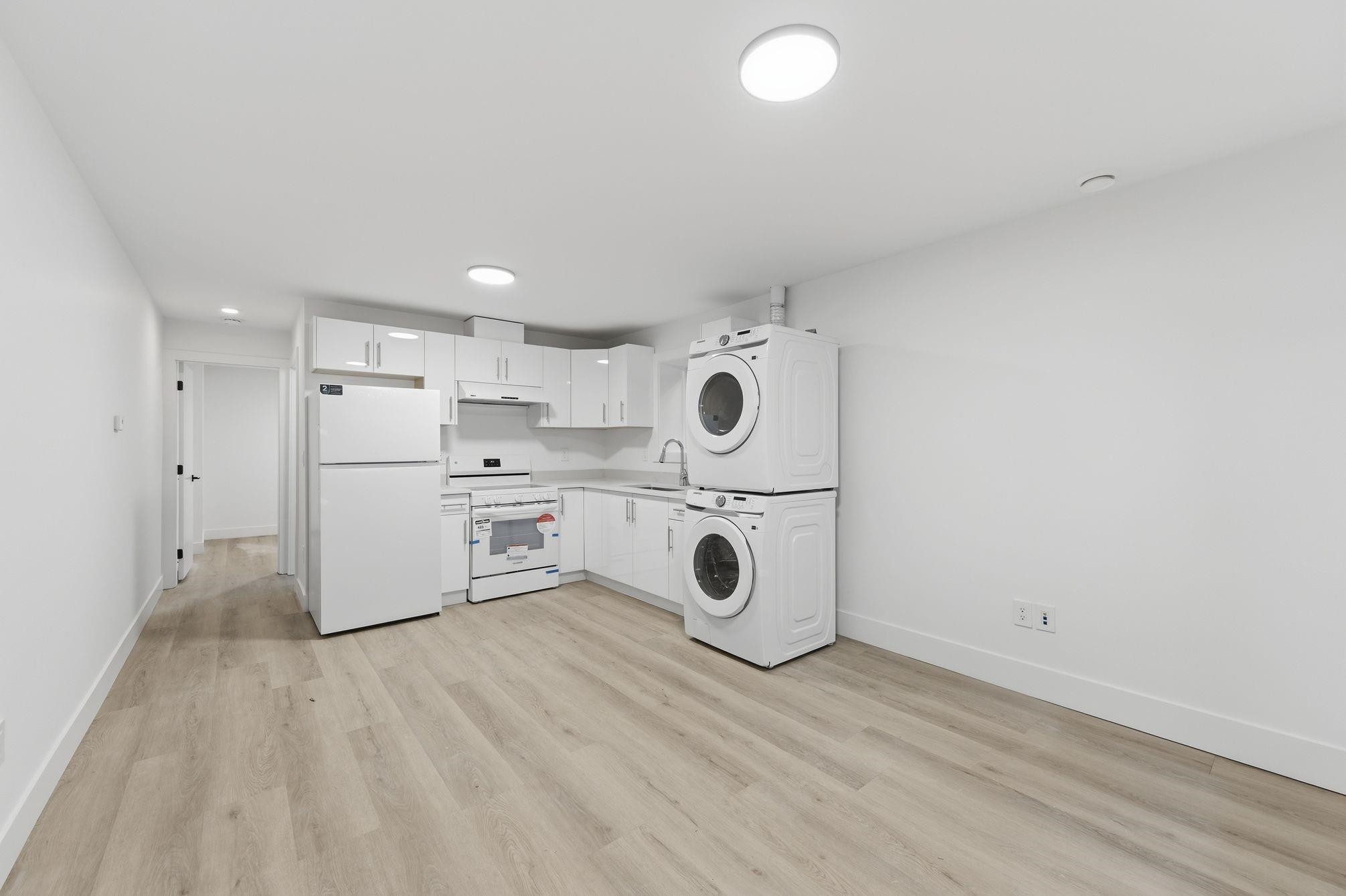 









8233


114

Street,
Delta,




BC
V4C 5J4

