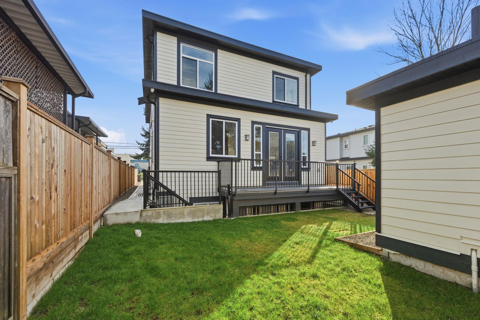 









8233


114

Street,
Delta,




BC
V4C 5J4

