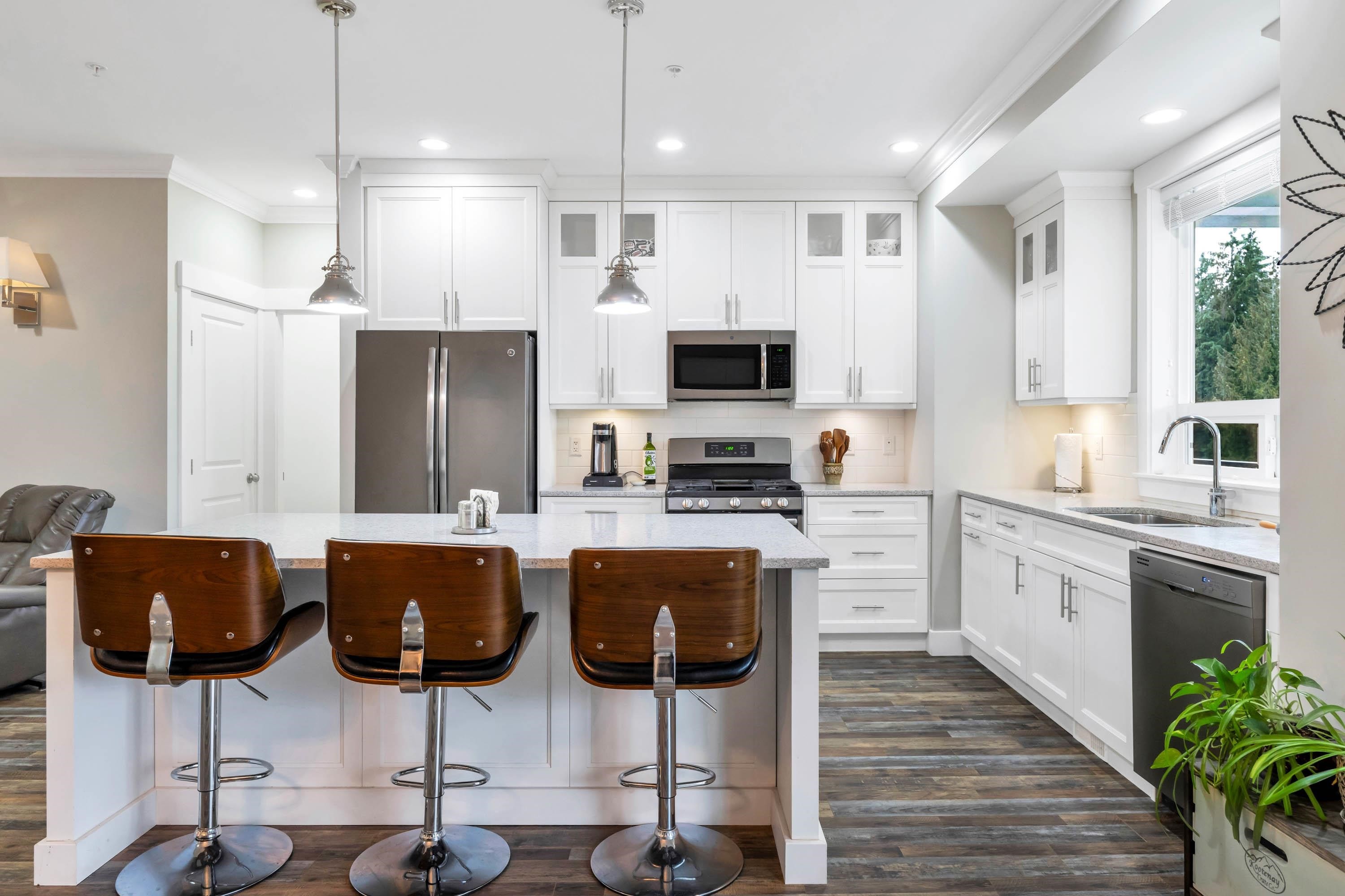 









31221


Silverhill

Avenue,
Mission,




BC
V4S 1G8

