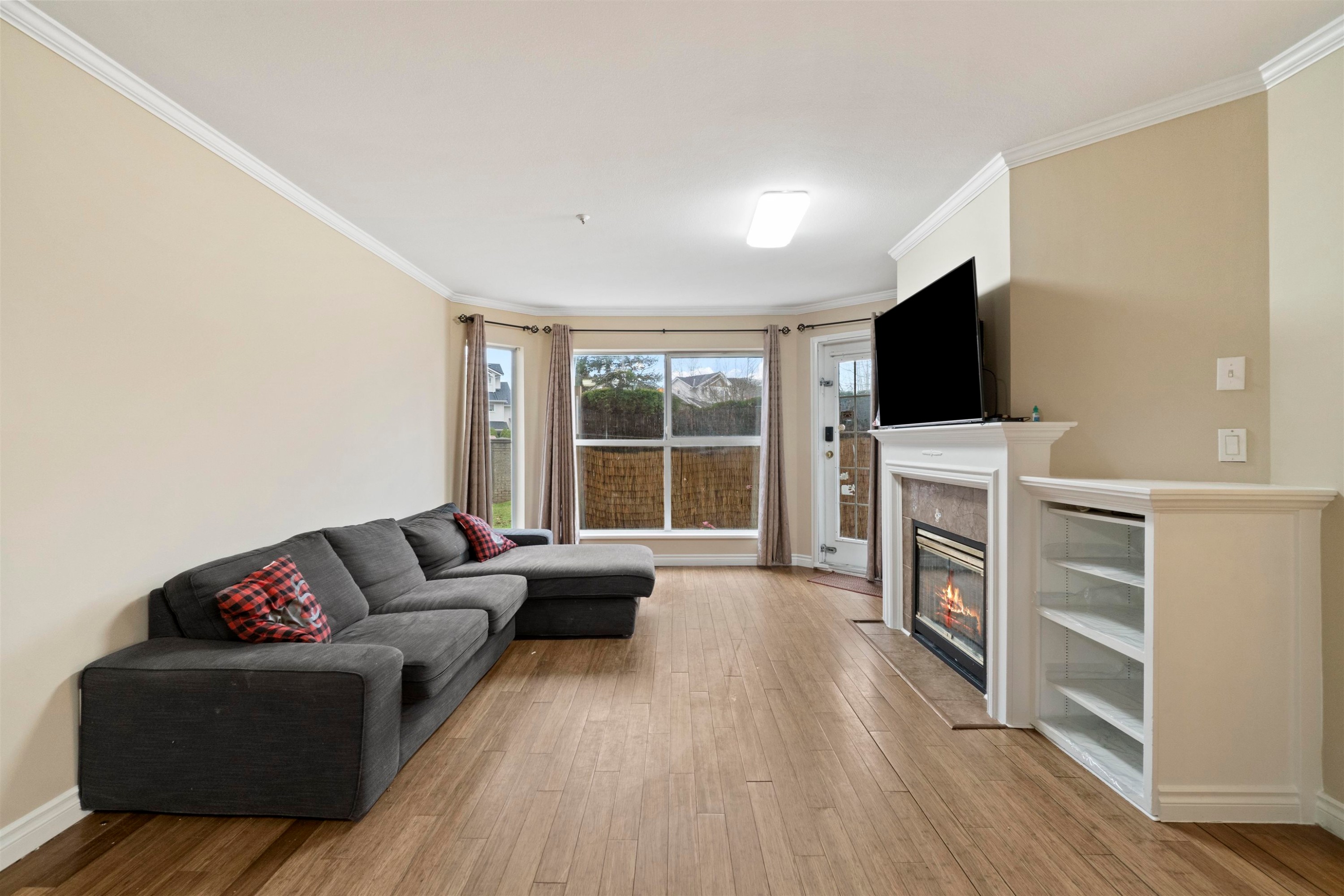 









7435


121a

Street, 103,
Surrey,




BC
V3W 0W8

