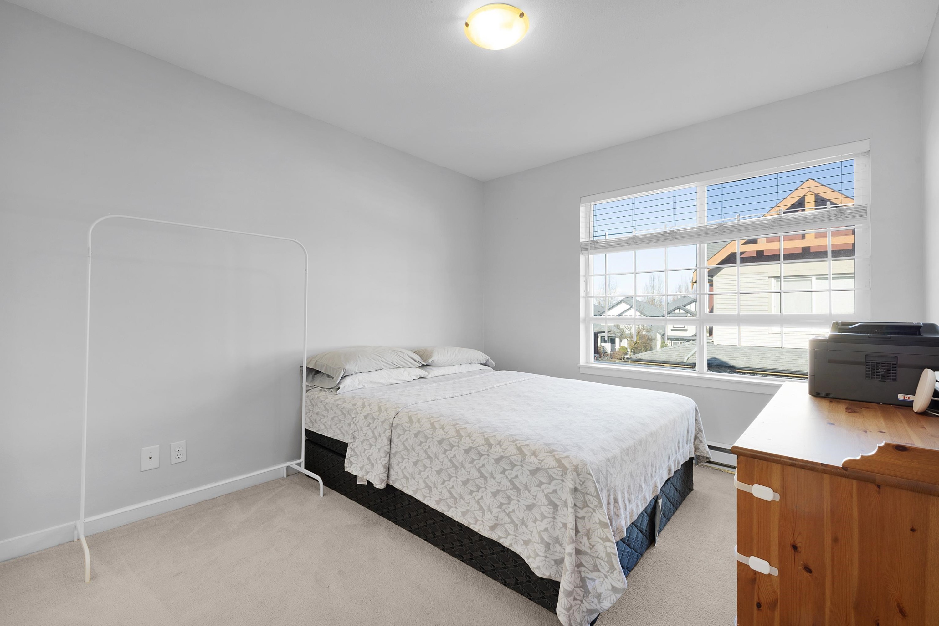 









16772


61

Avenue, 17,
Surrey,




BC
V3S 4P2

