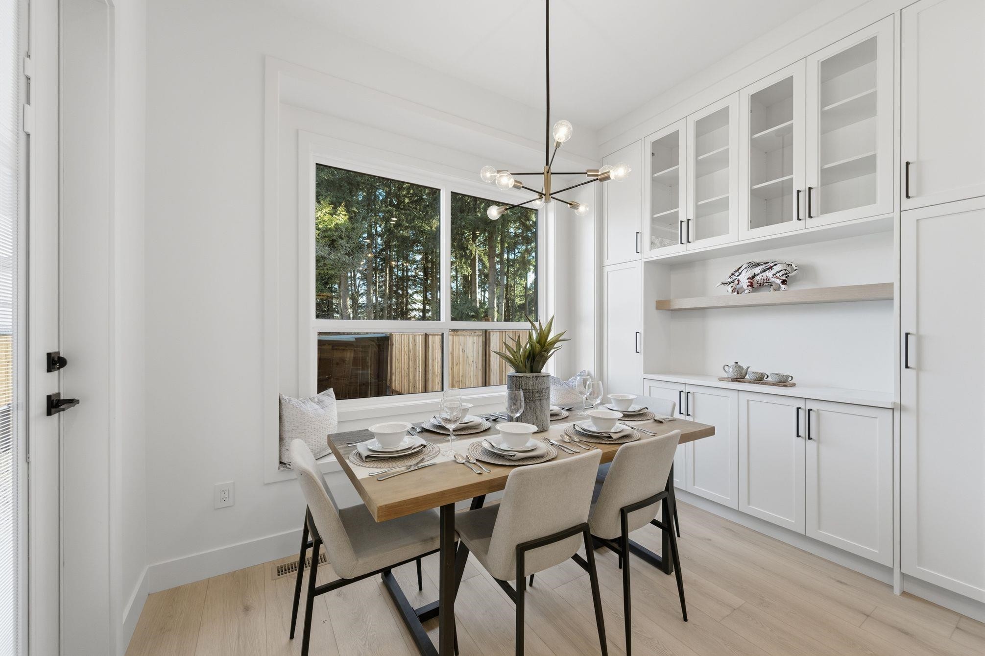 









8186


117

Street,
Delta,




BC
V4C 7A6

