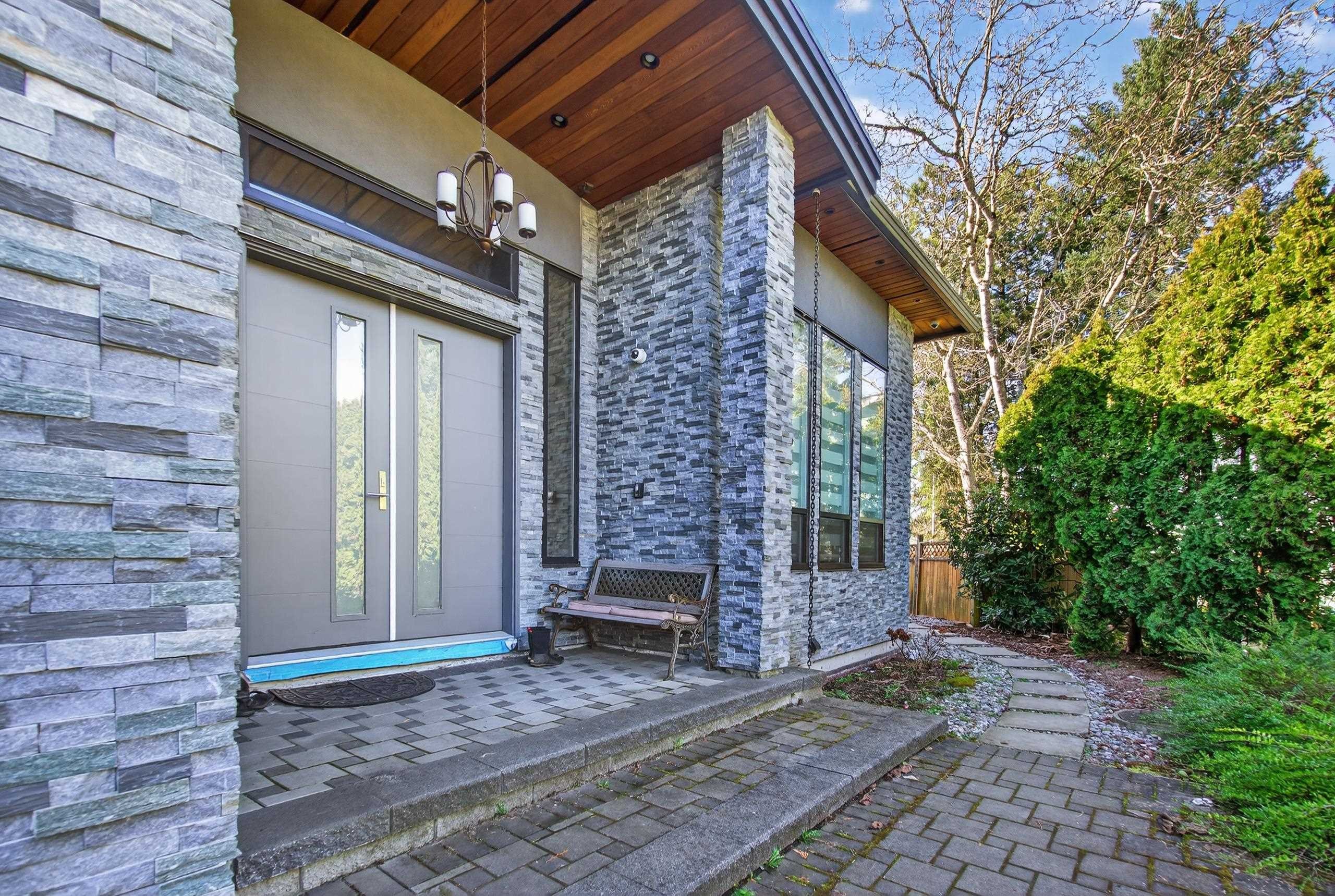 









11890


Gilmour

Crescent,
Delta,




BC
V4C 1L1

