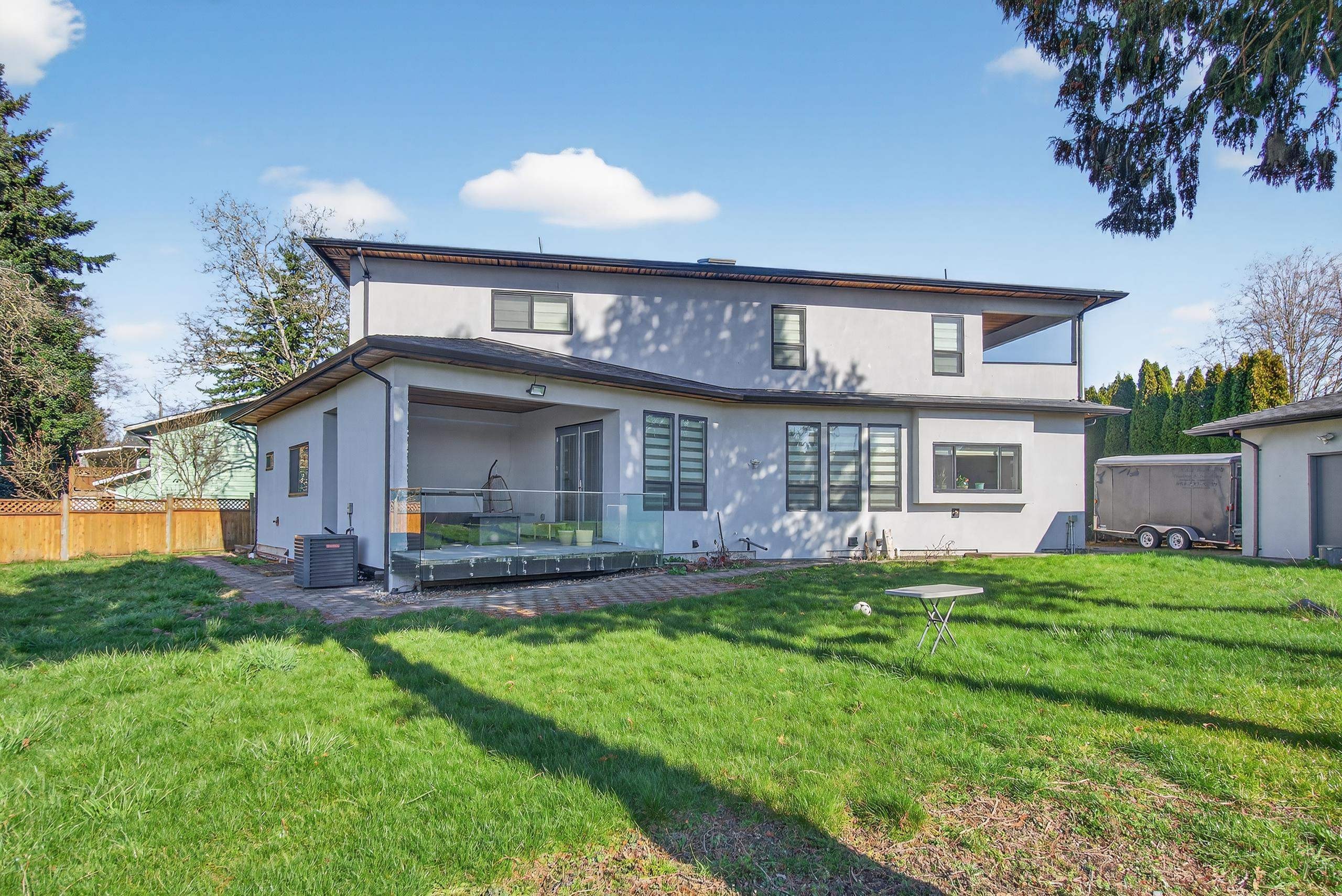 









11890


Gilmour

Crescent,
Delta,




BC
V4C 1L1

