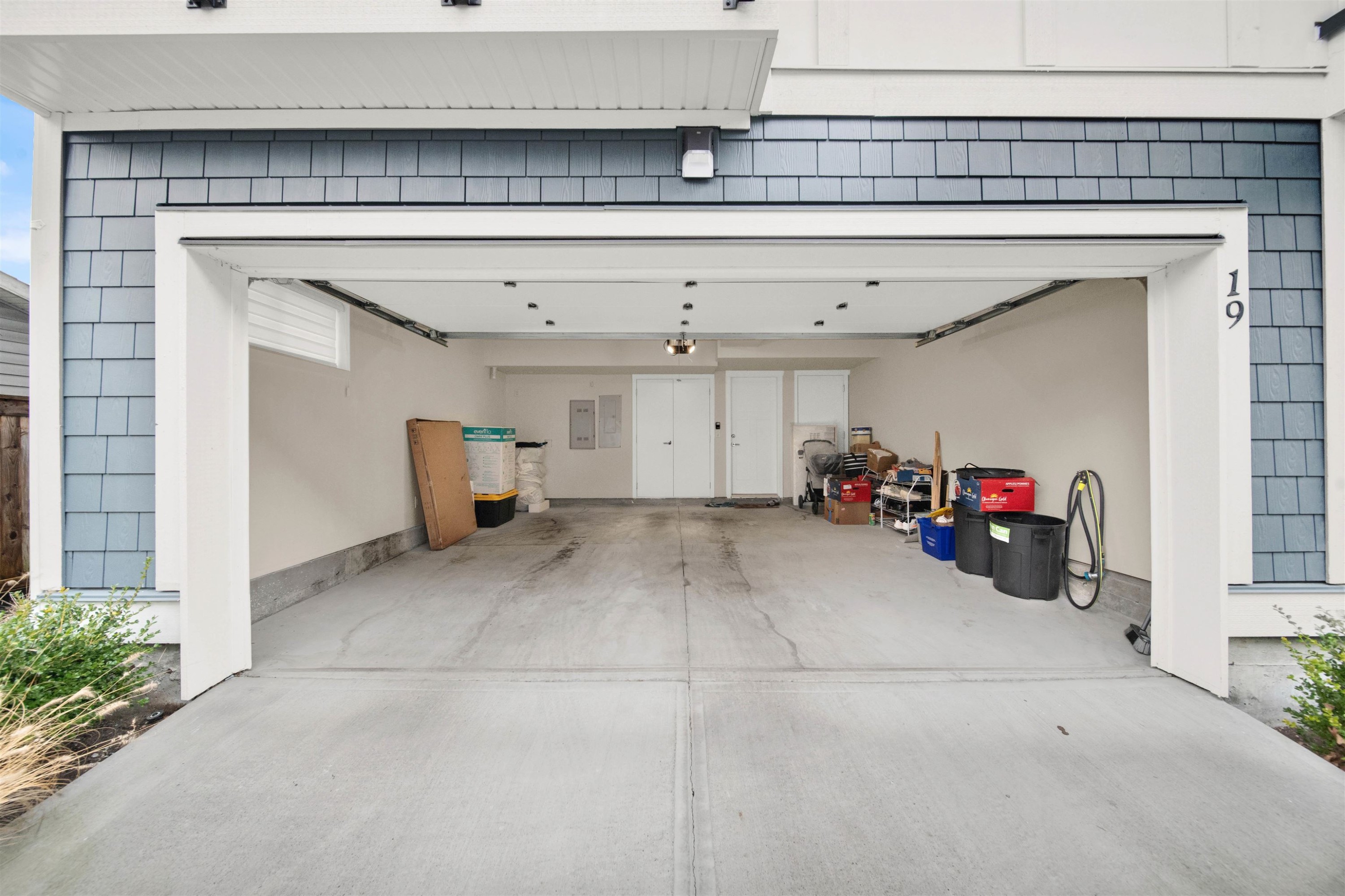 









11556


72a

Avenue, 19,
Delta,




BC
V4C 1A9

