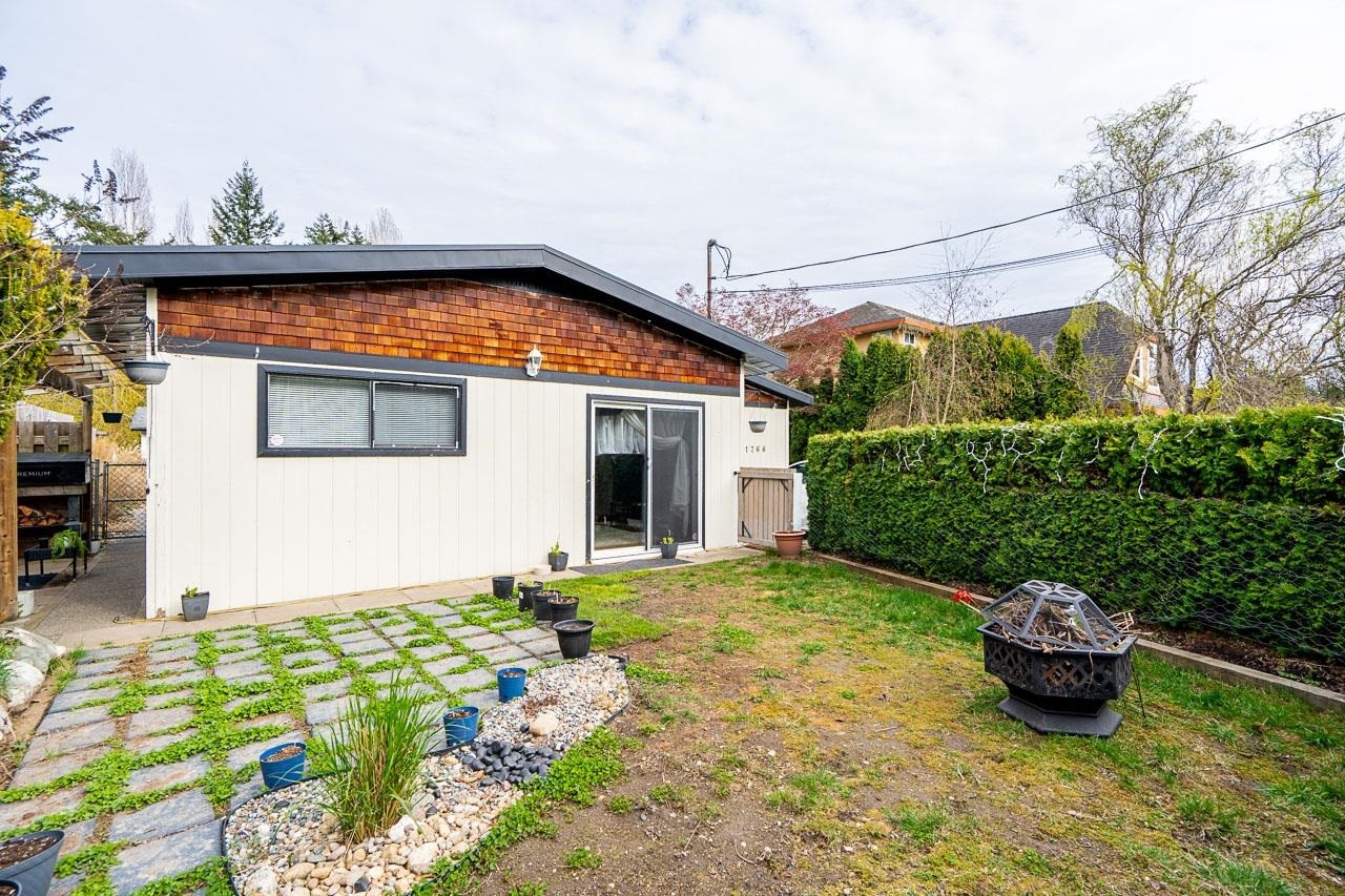 









1766


139

Street,
Surrey,




BC
V4A 4G7

