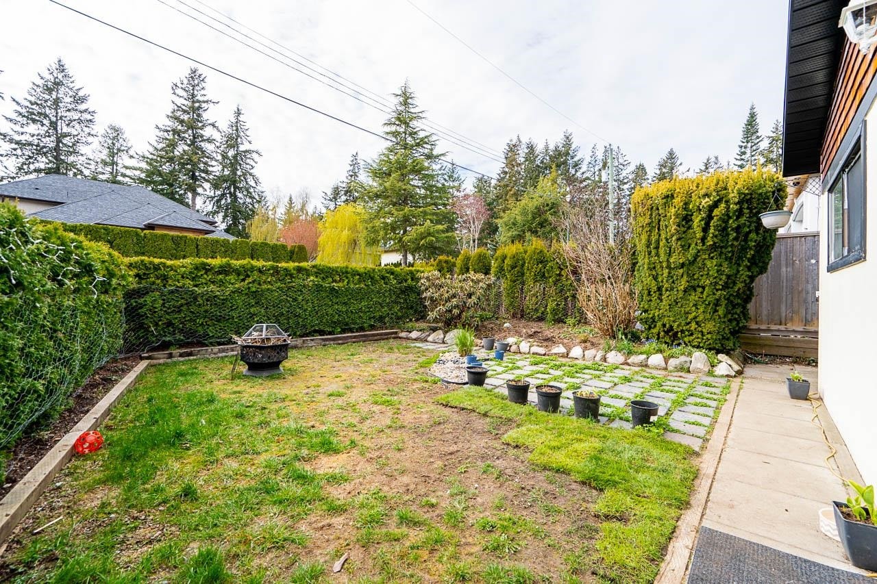 









1766


139

Street,
Surrey,




BC
V4A 4G7


