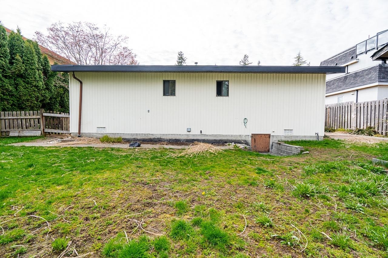 









1766


139

Street,
Surrey,




BC
V4A 4G7

