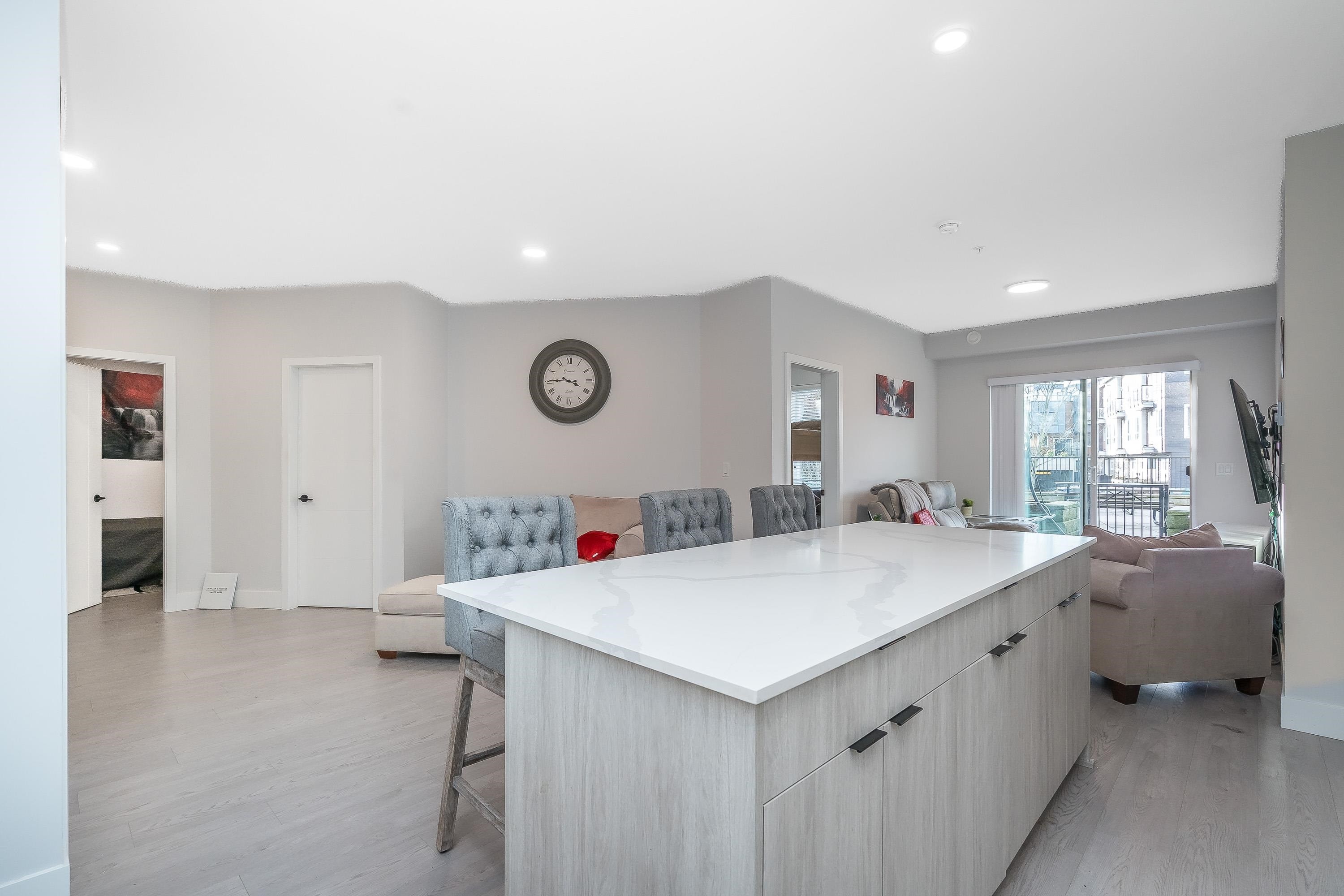 









5486


199a

Street, 120,
Langley,




BC
V3A 0N6

