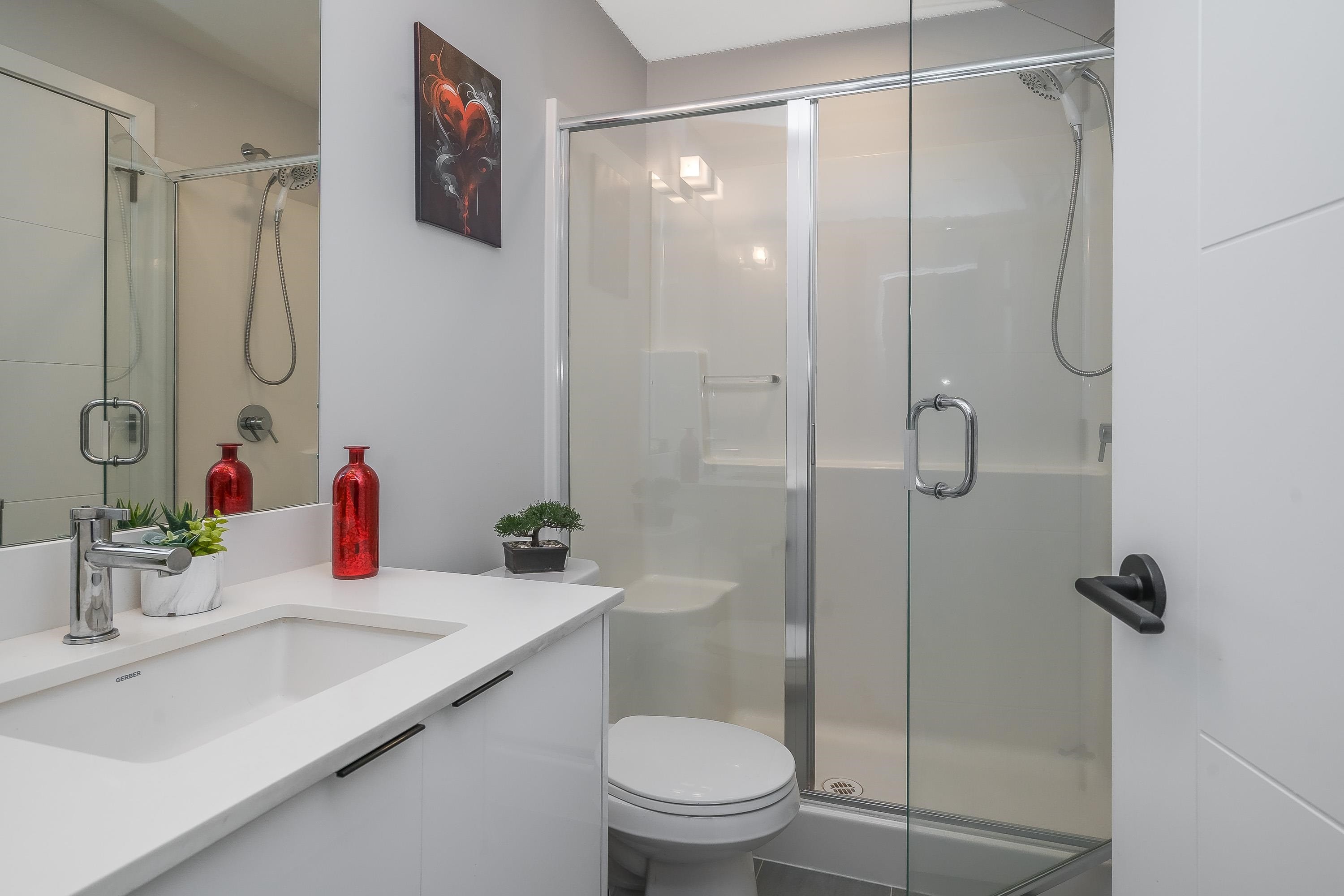 









5486


199a

Street, 120,
Langley,




BC
V3A 0N6

