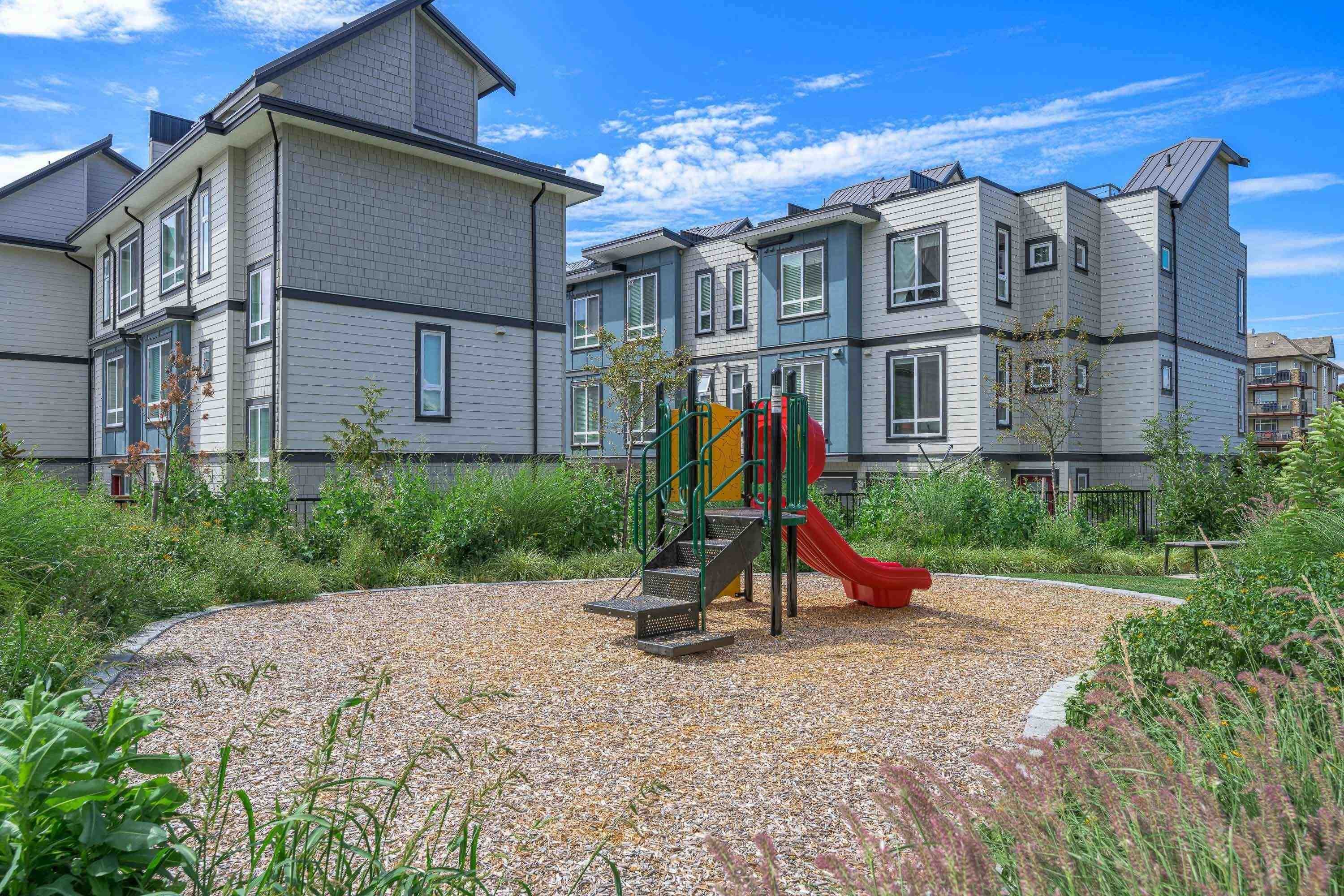 









5486


199a

Street, 120,
Langley,




BC
V3A 0N6

