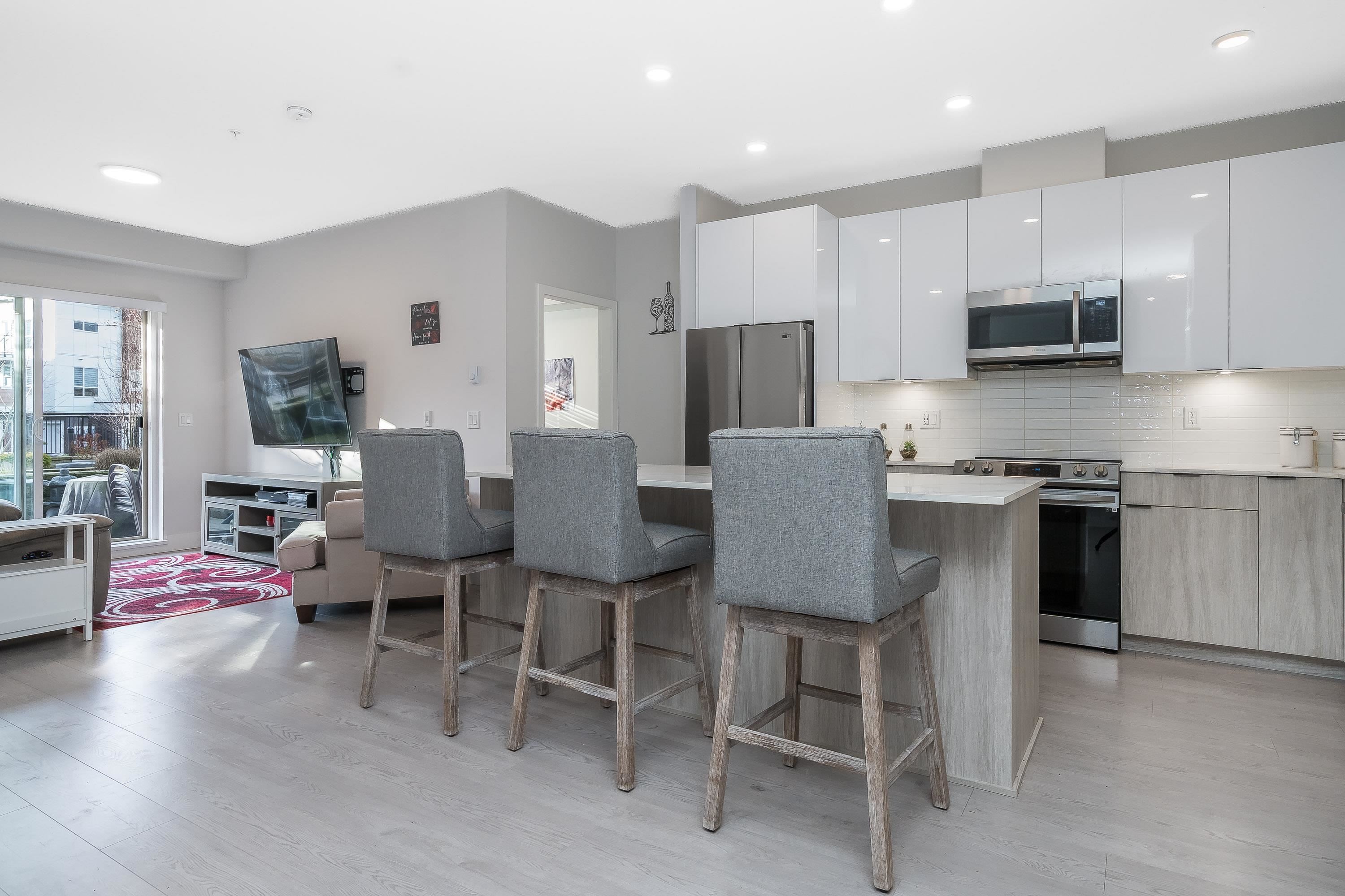 









5486


199a

Street, 120,
Langley,




BC
V3A 0N6

