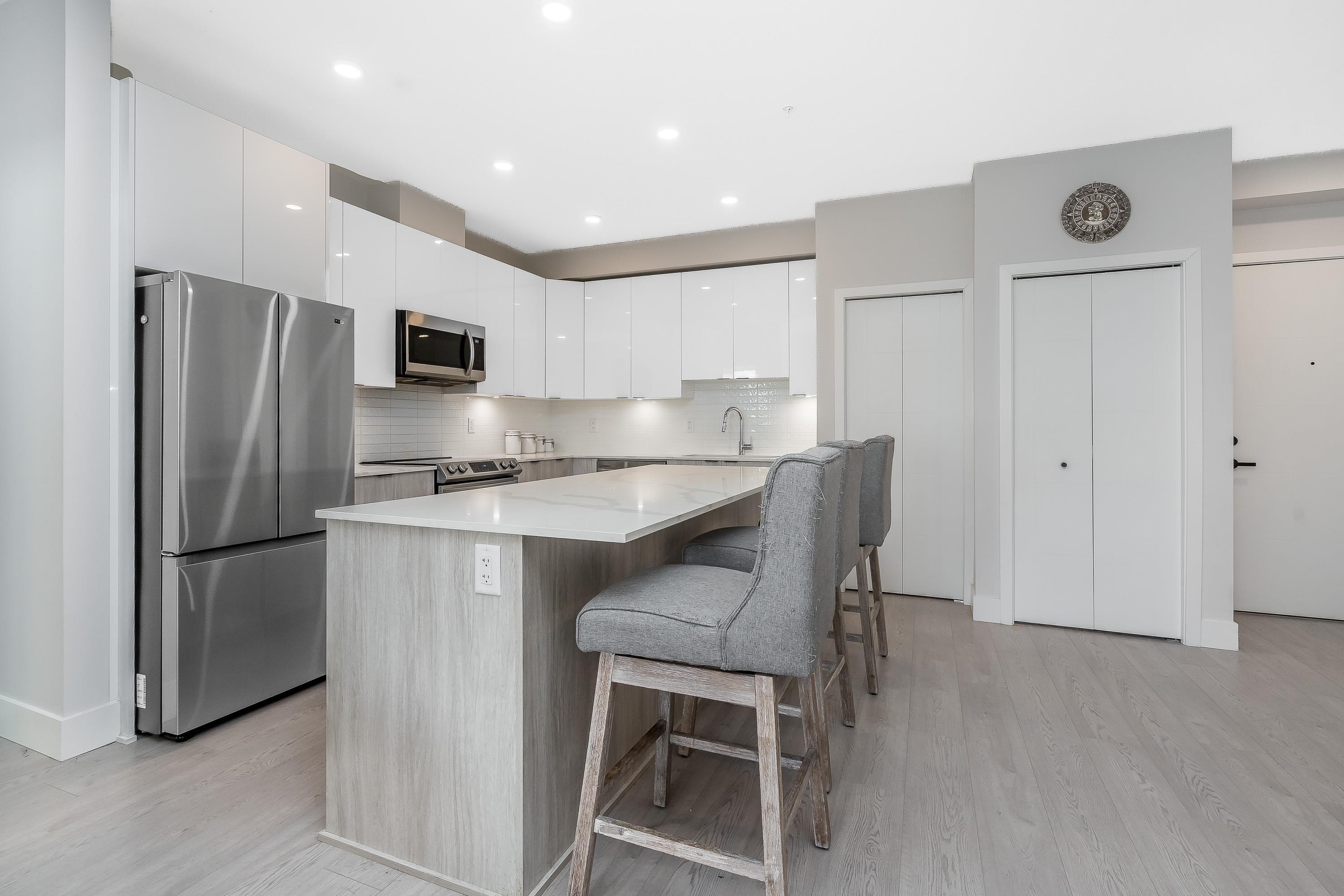 









5486


199a

Street, 120,
Langley,




BC
V3A 0N6

