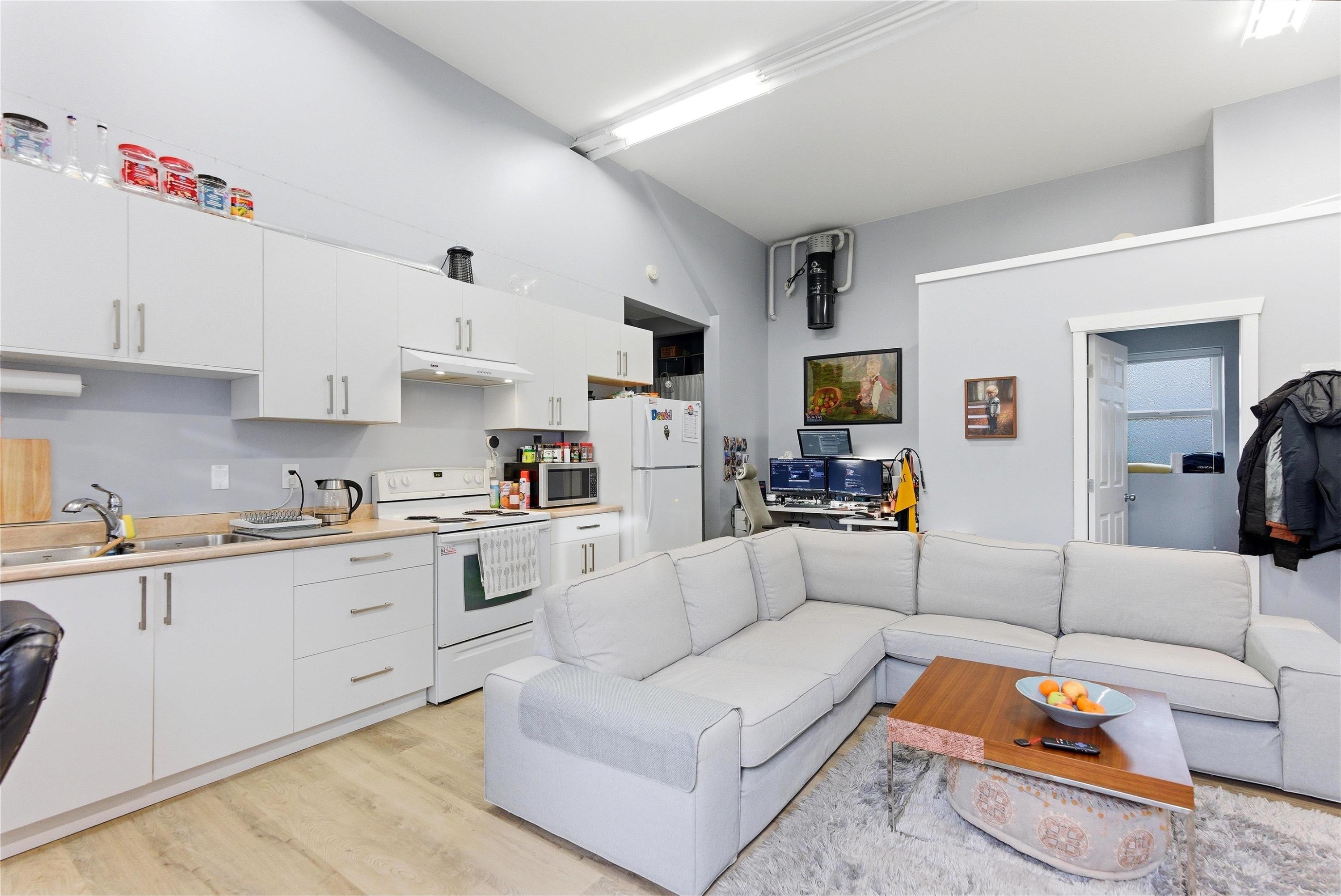 









20326


74b

Avenue,
Surrey,




BC
V2Y 1V4

