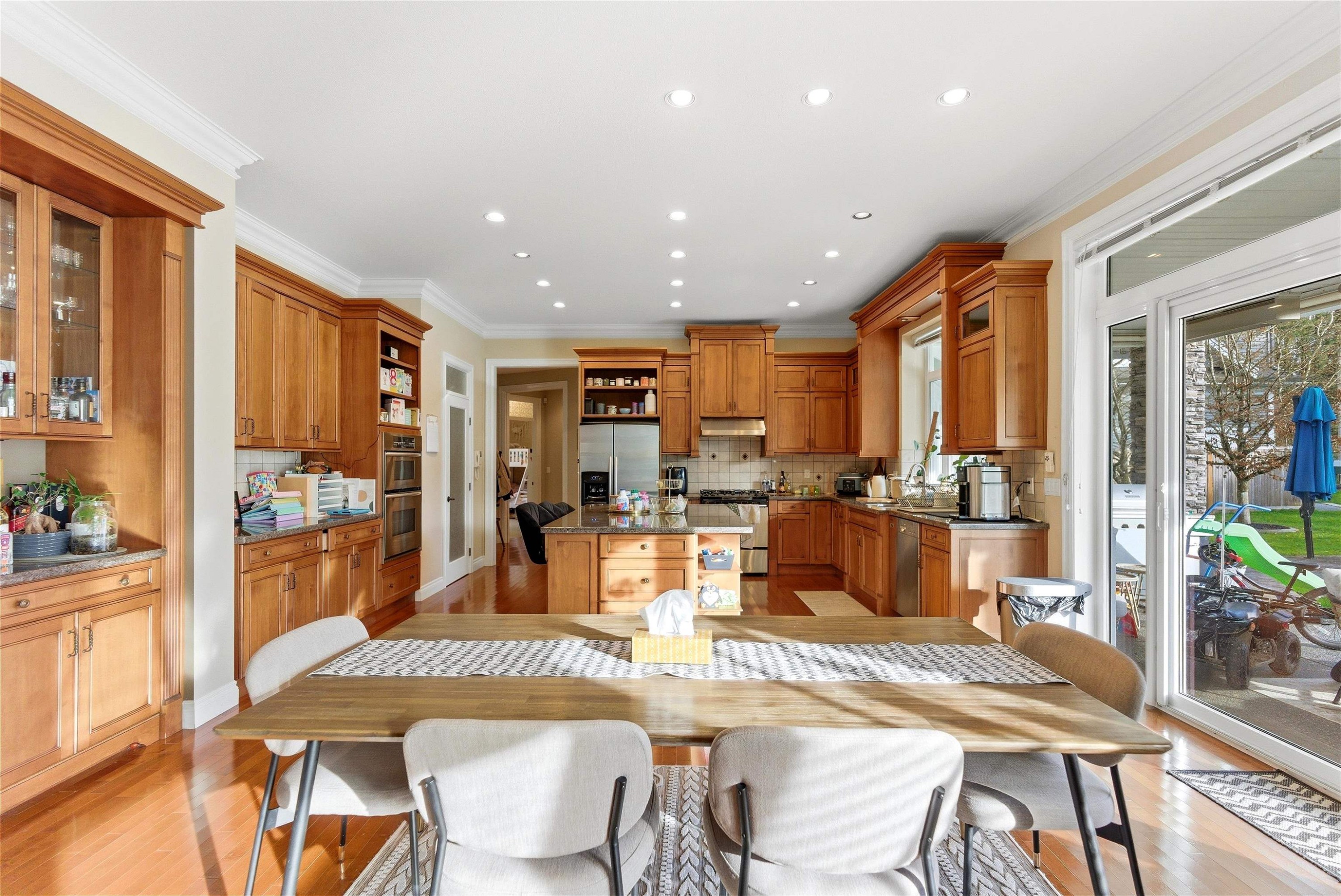 









20326


74b

Avenue,
Surrey,




BC
V2Y 1V4

