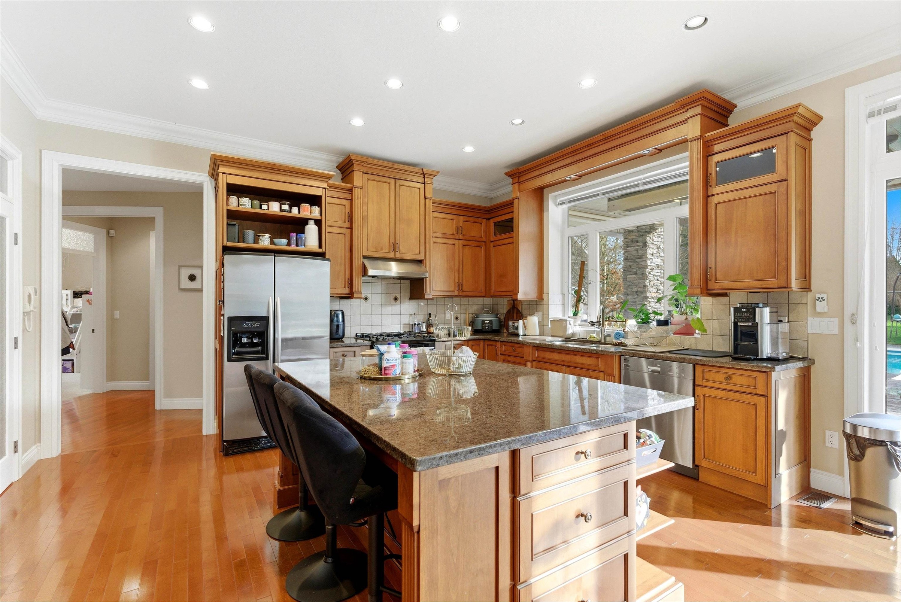 









20326


74b

Avenue,
Surrey,




BC
V2Y 1V4

