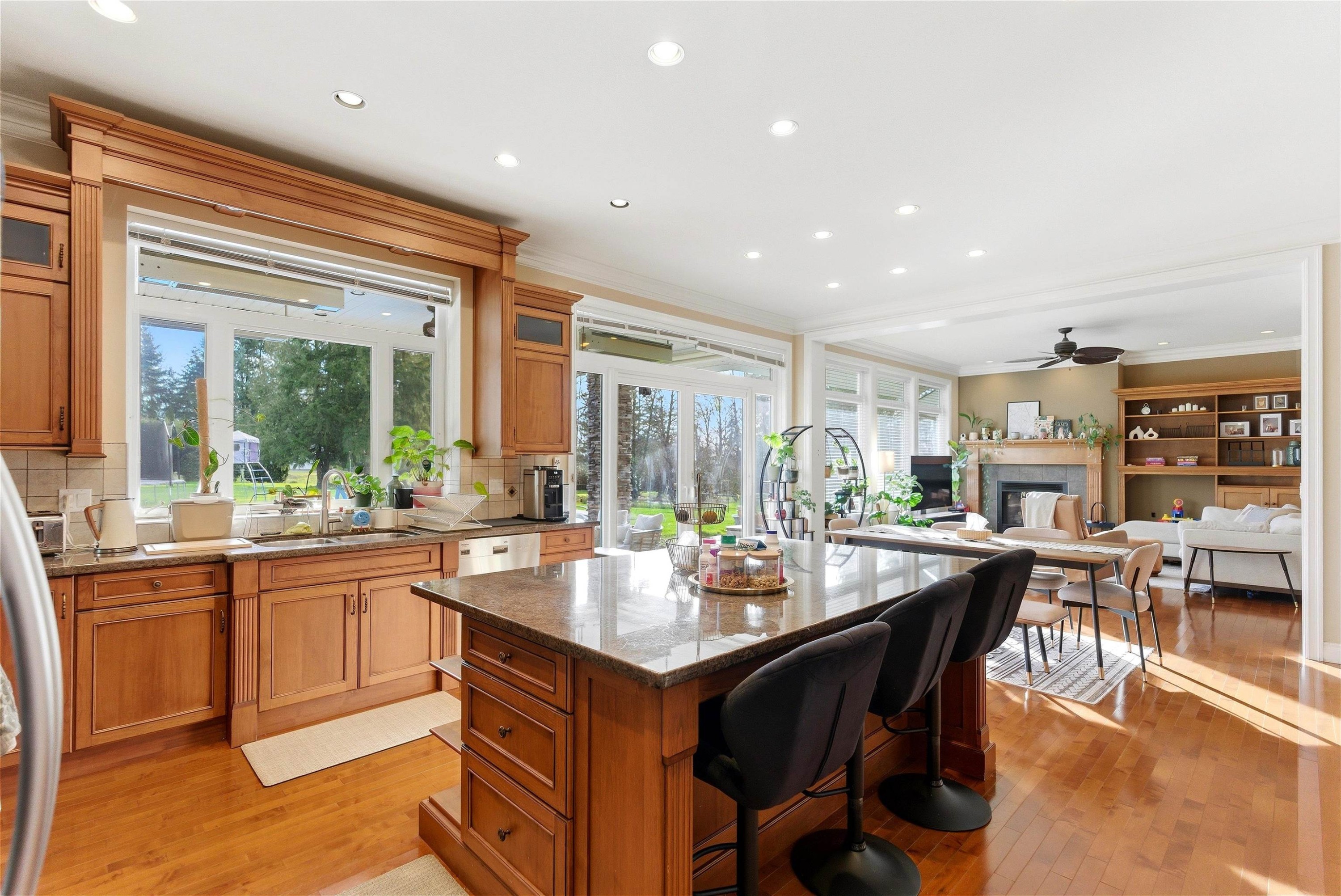 









20326


74b

Avenue,
Surrey,




BC
V2Y 1V4

