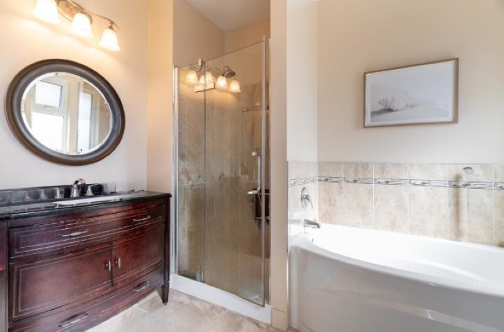 









14092


86a

Avenue,
Surrey,




BC
V3W 0V9

