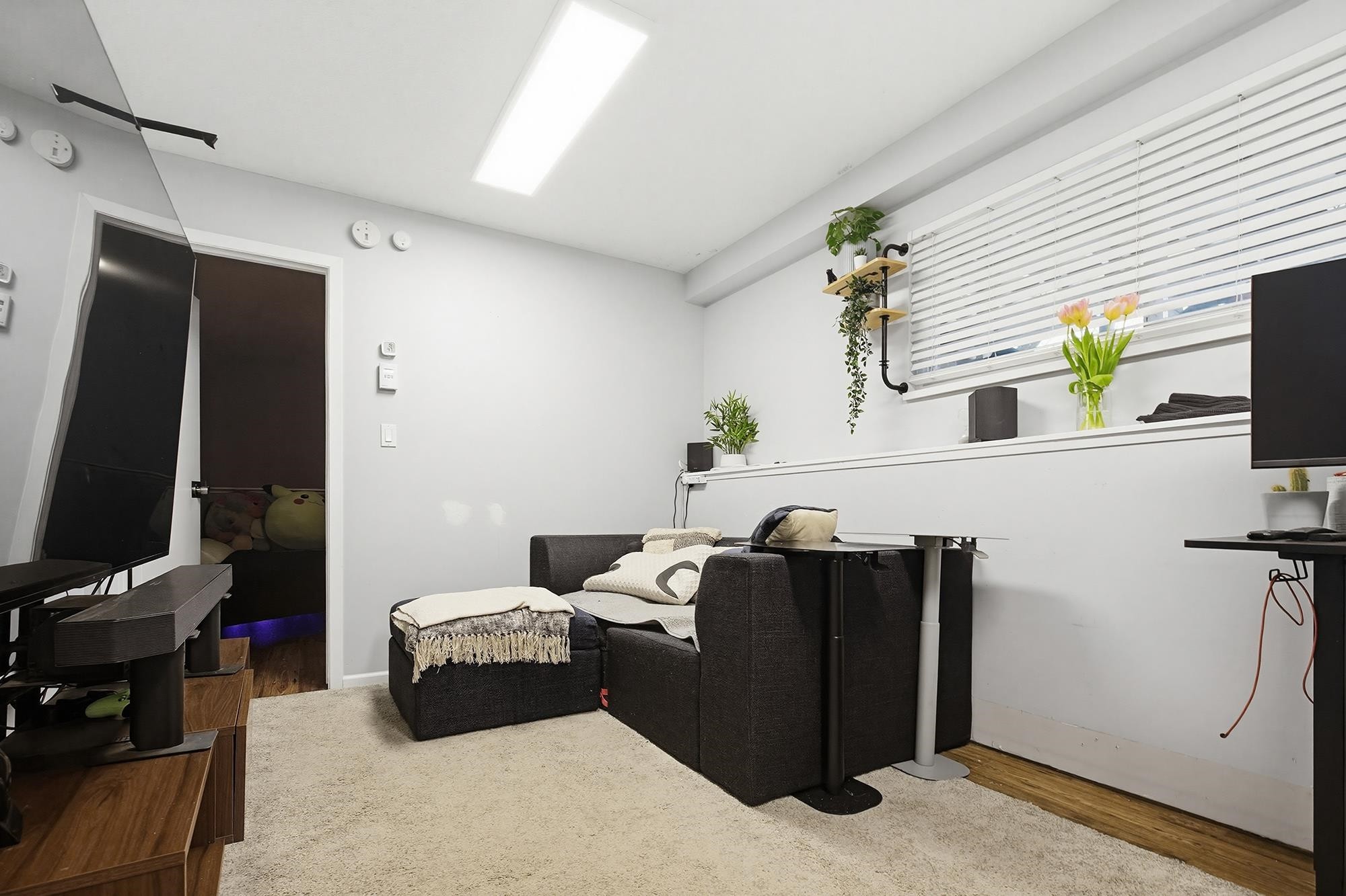 









33394


Heather

Avenue,
Mission,




BC
V2V 4R3

