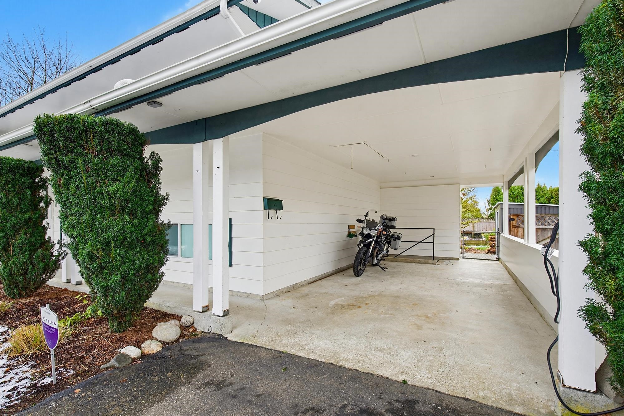 









33394


Heather

Avenue,
Mission,




BC
V2V 4R3

