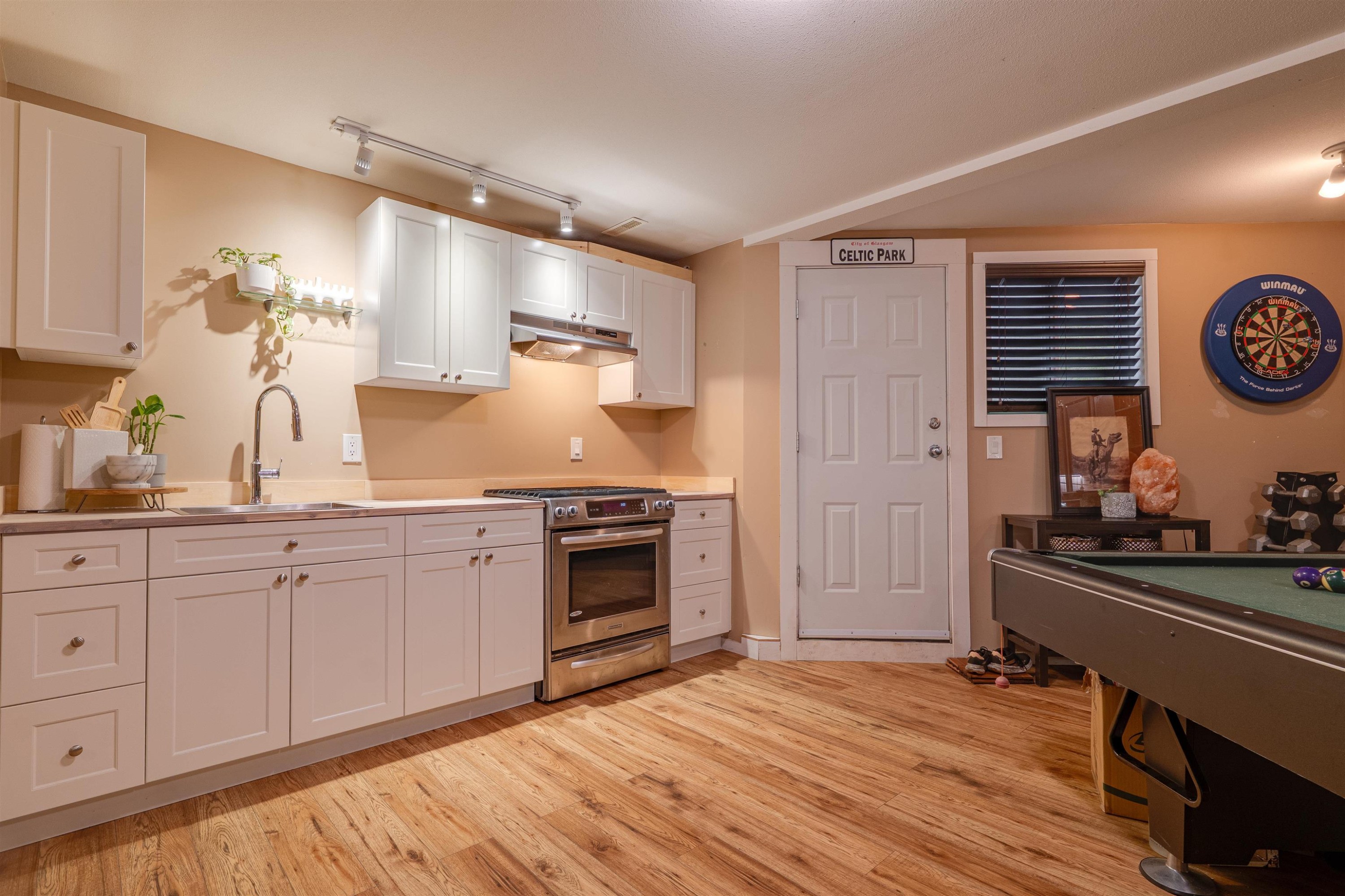 









20199


70a

Avenue,
Langley,




BC
V2Y 2Y6

