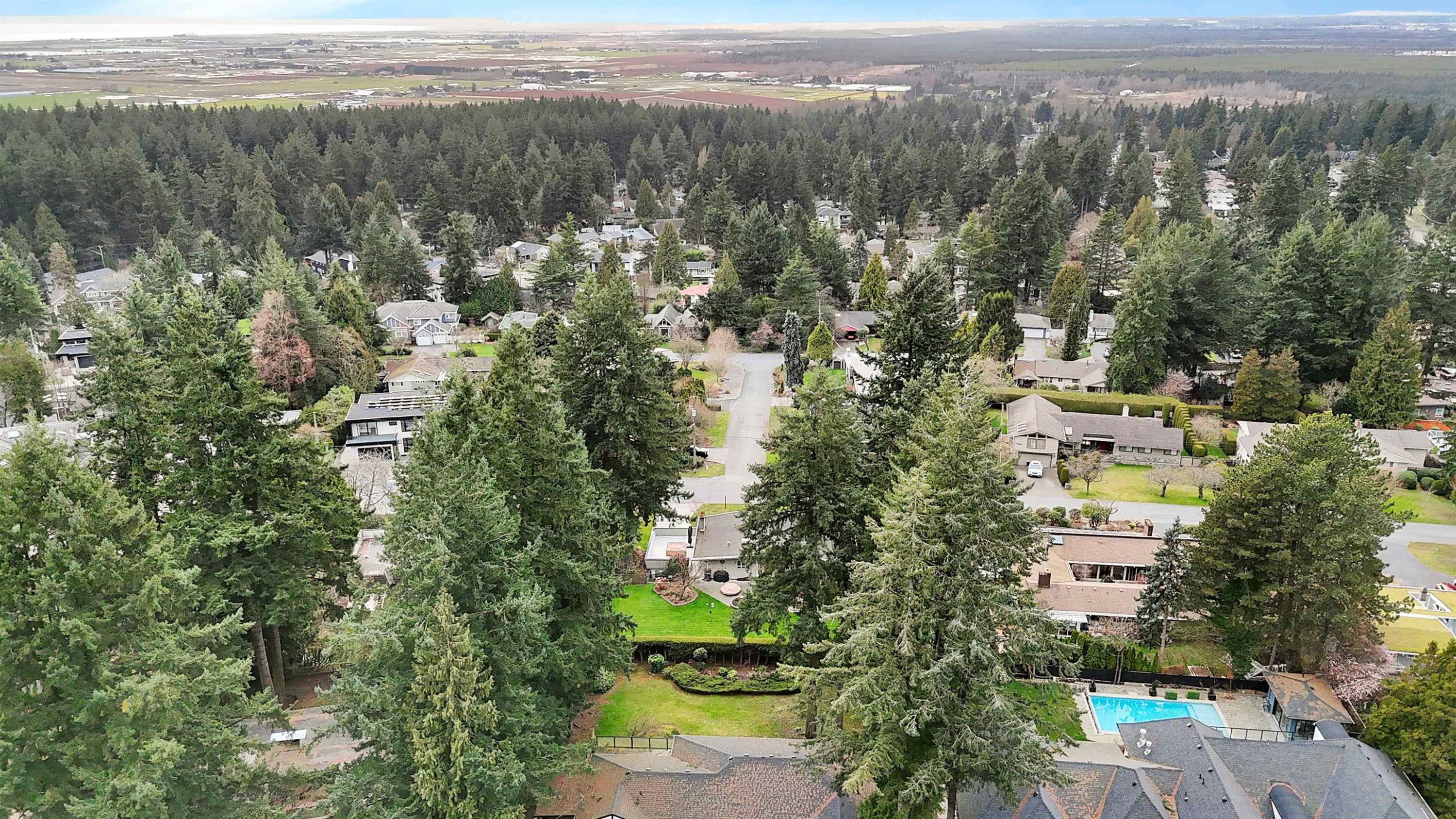 









6572


Kempson

Crescent,
Delta,




BC
V4E 1R5

