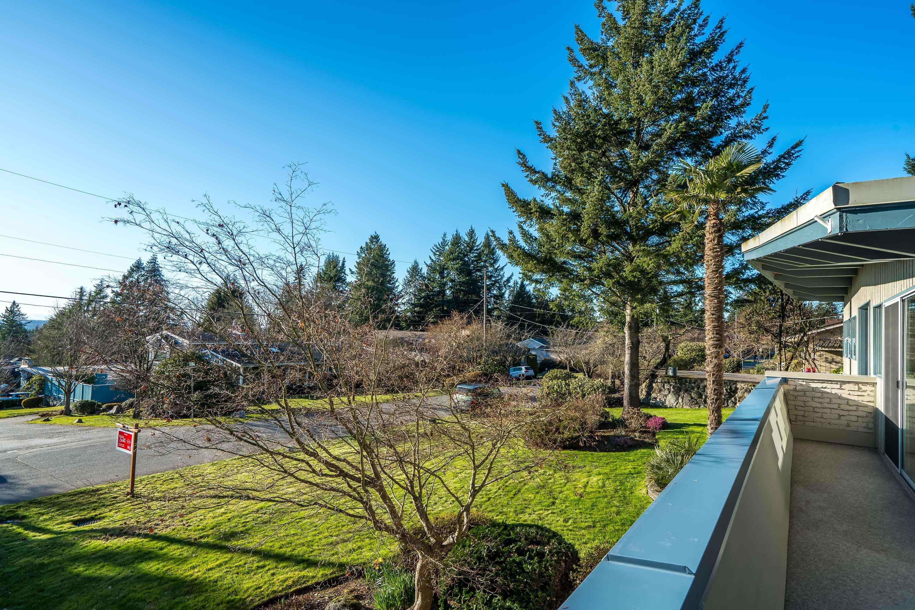 









6572


Kempson

Crescent,
Delta,




BC
V4E 1R5

