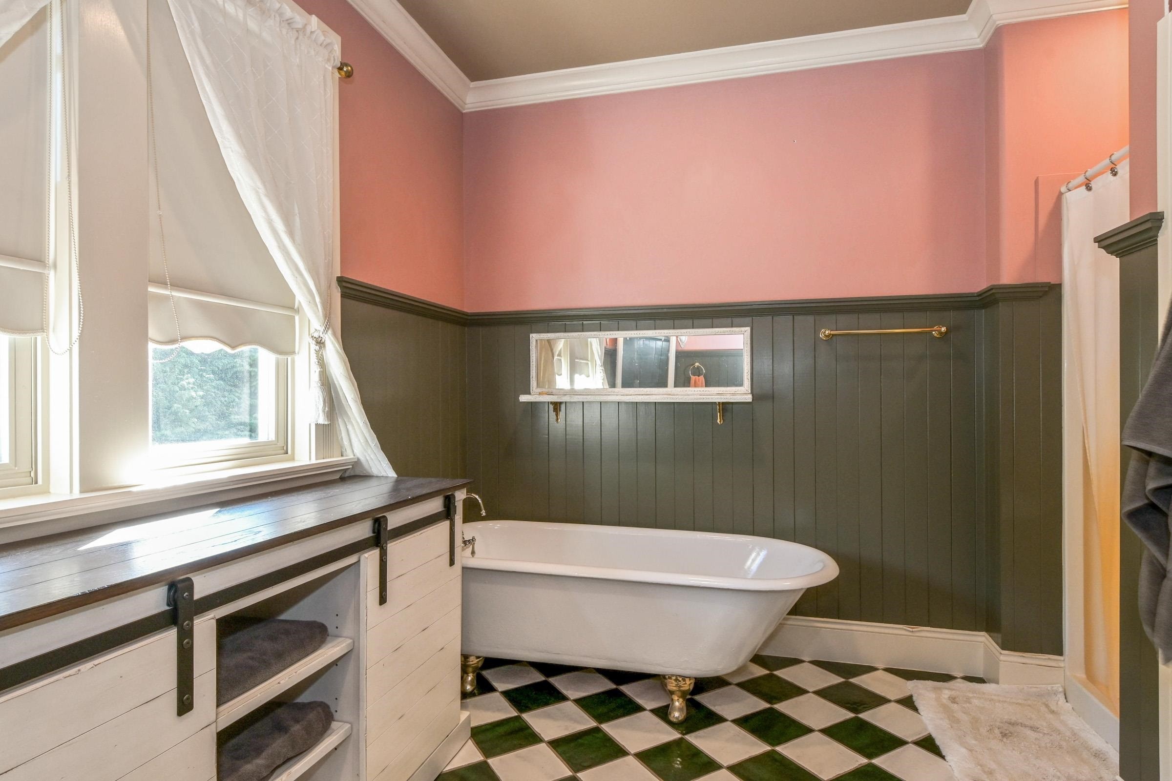 









1526


232

Street,
Langley,




BC
V2Z 2W9

