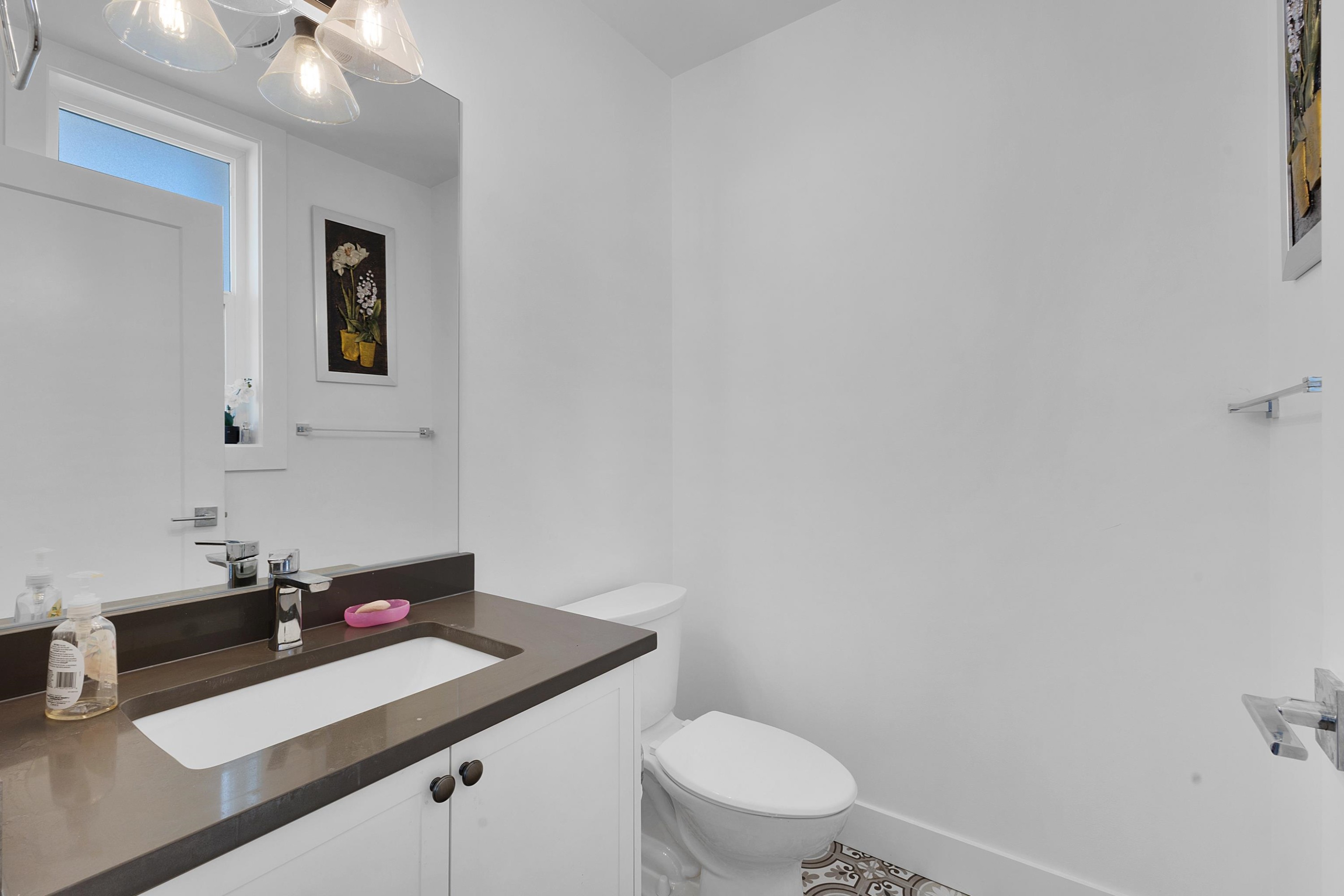 









14355


62

Avenue, 25,
Surrey,




BC
V3X 0K6

