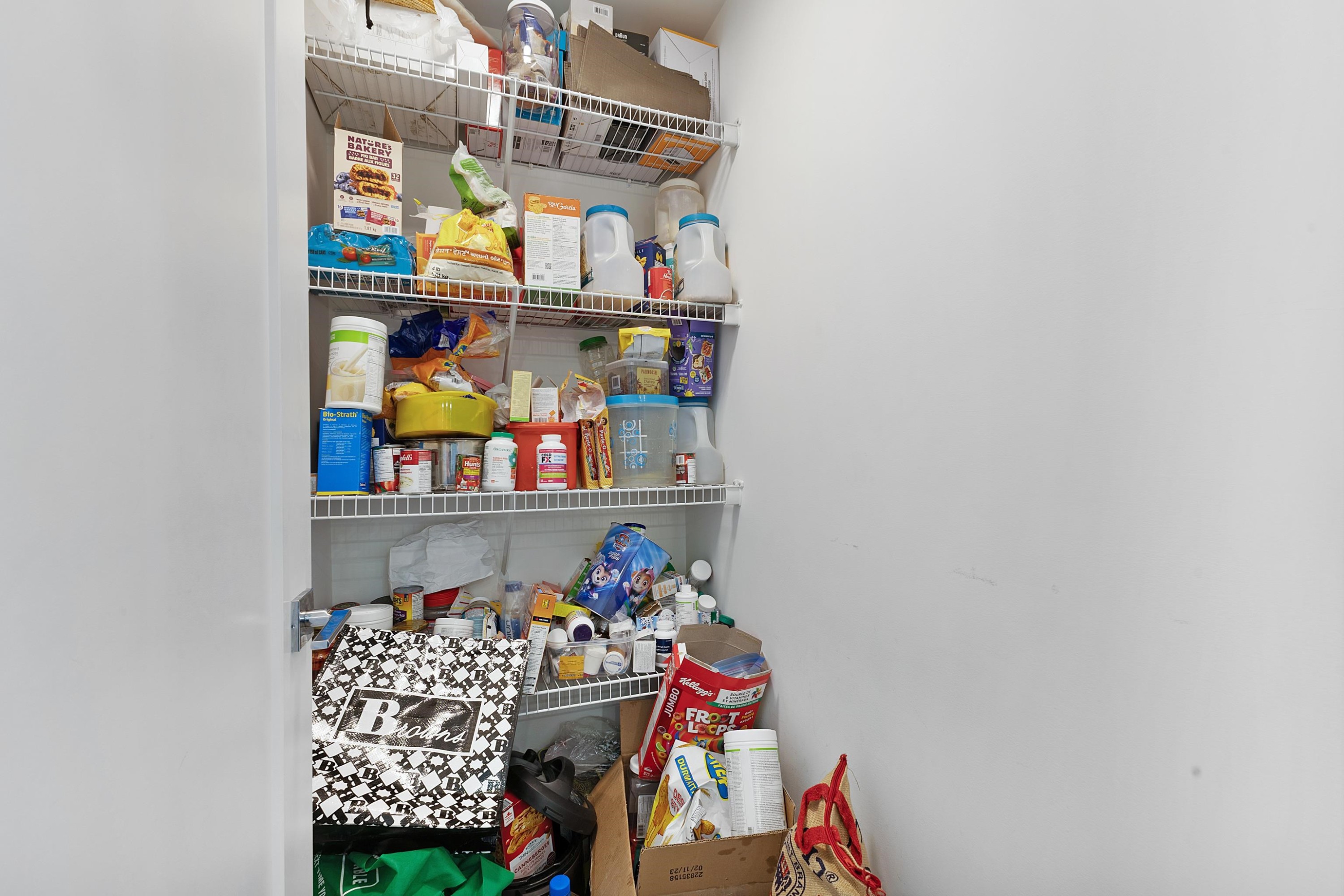 









14355


62

Avenue, 25,
Surrey,




BC
V3X 0K6

