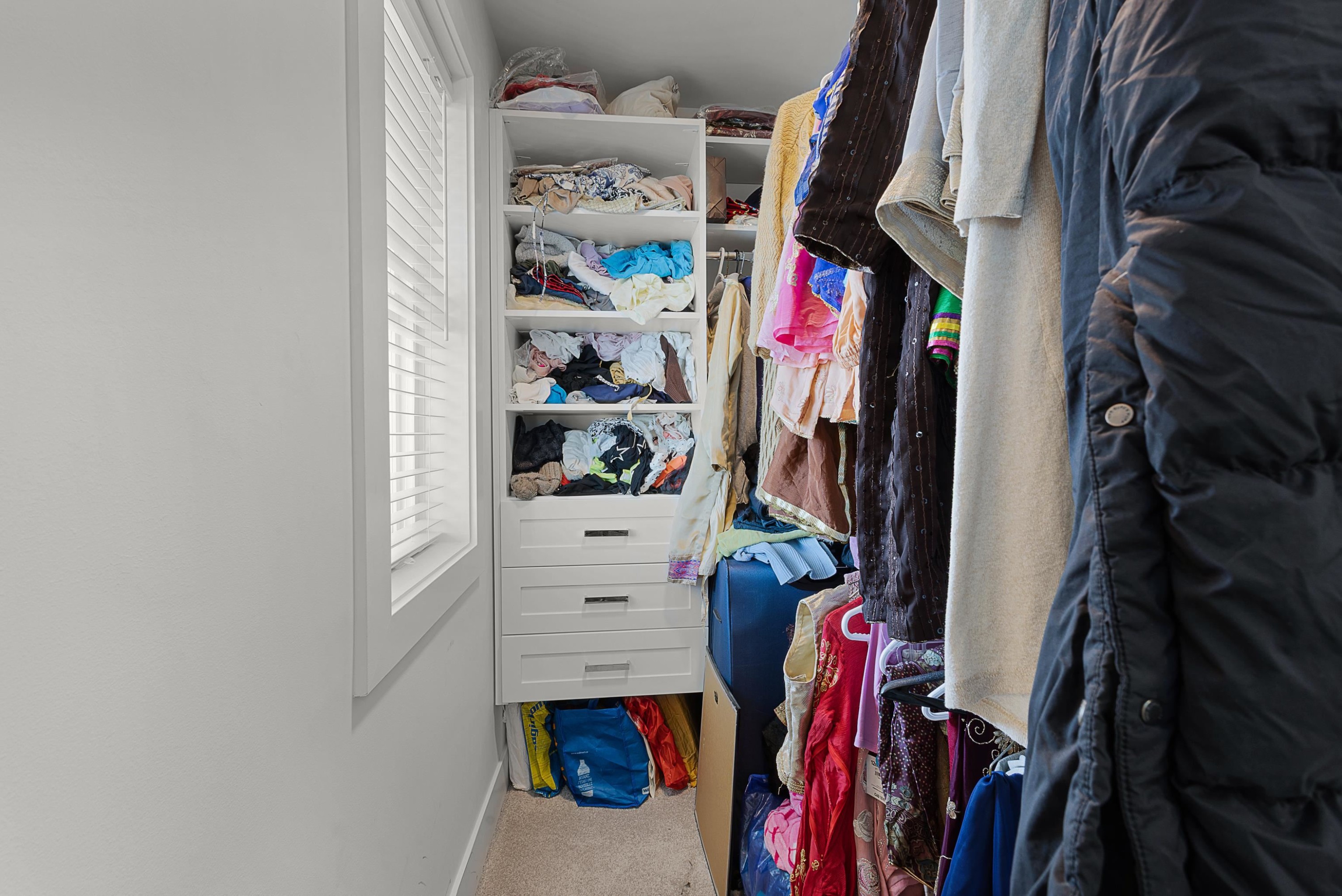 









14355


62

Avenue, 25,
Surrey,




BC
V3X 0K6

