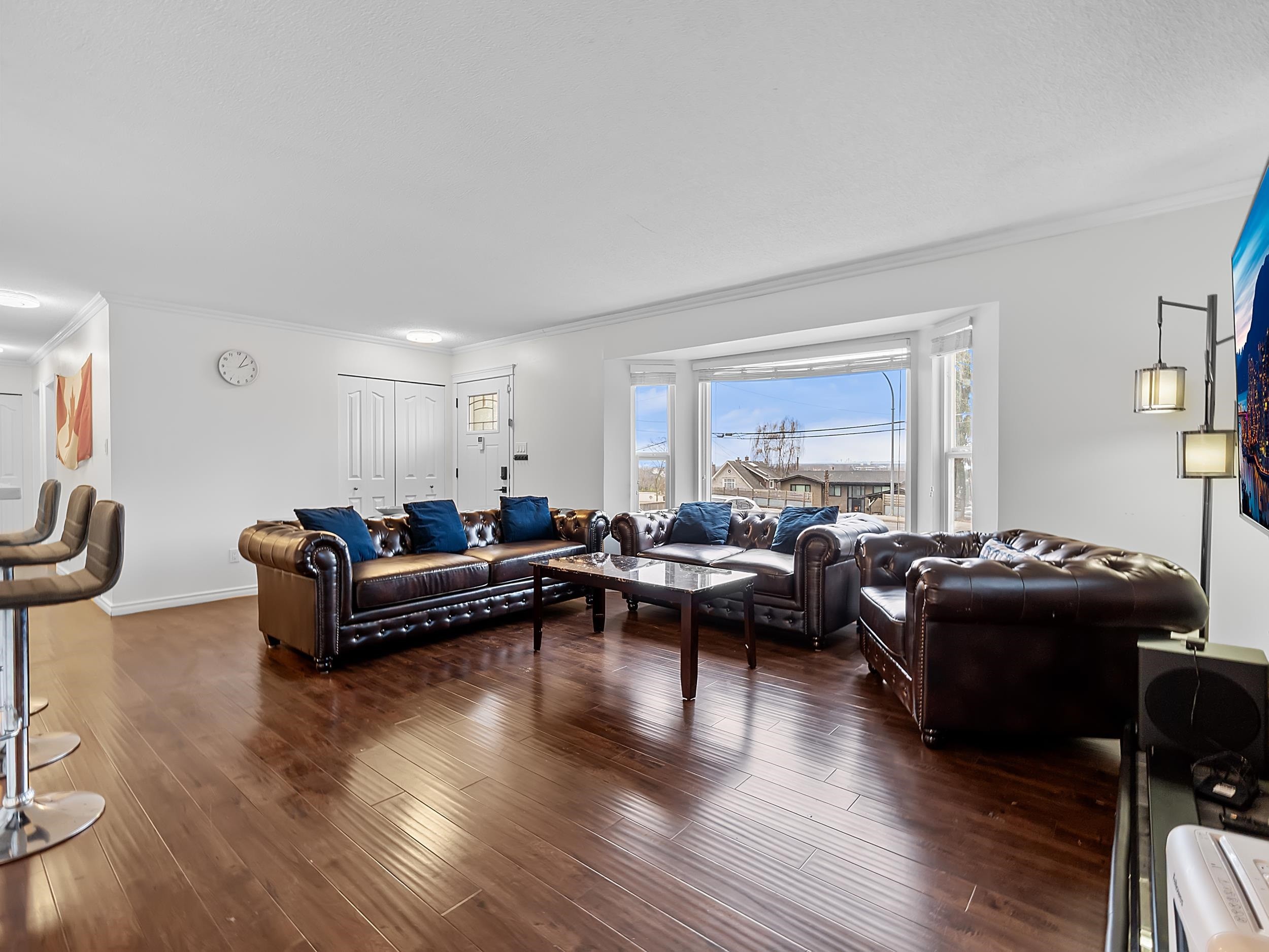 









10746


River

Road,
Delta,




BC
V4C 2R9

