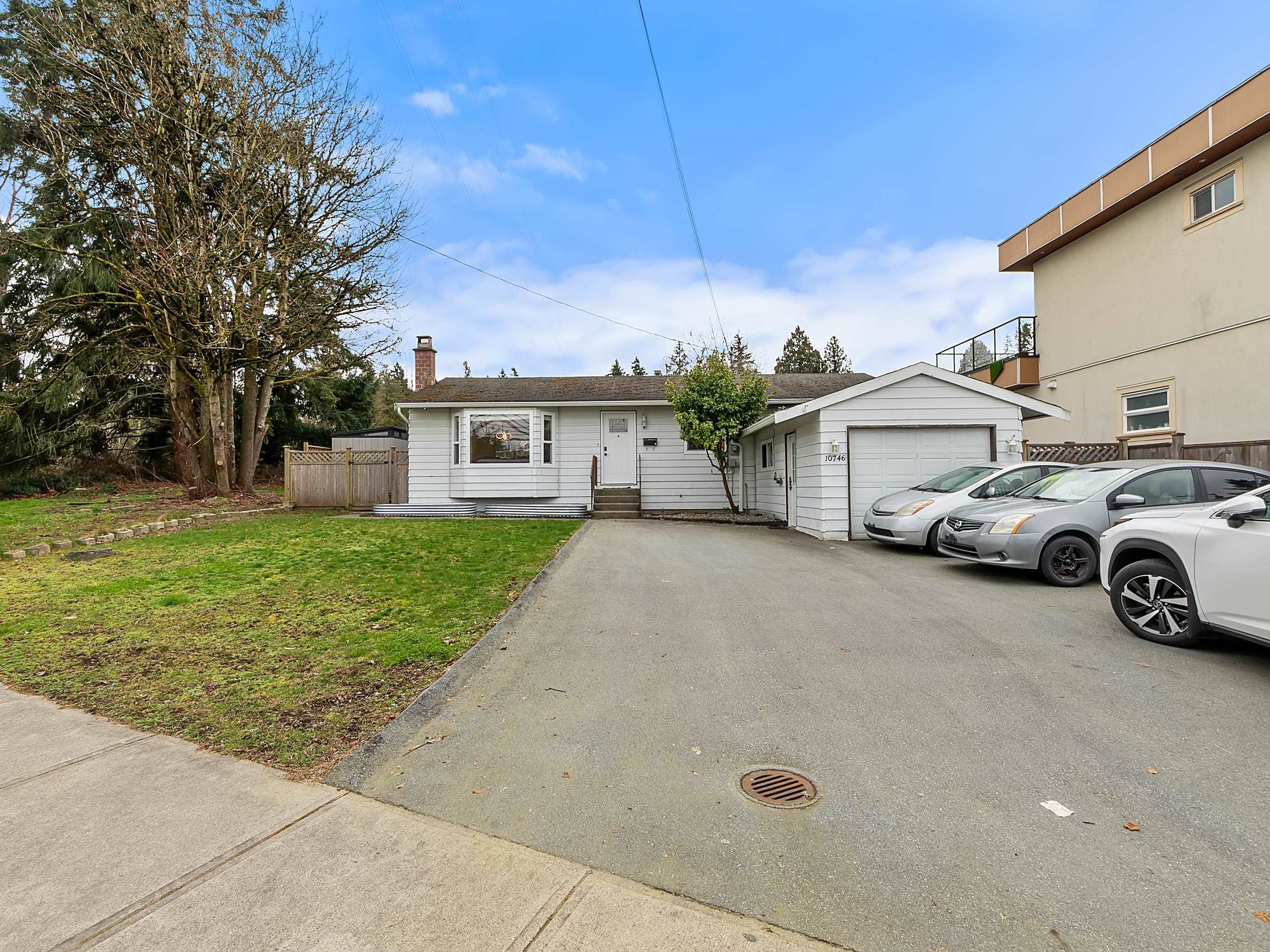 









10746


River

Road,
Delta,




BC
V4C 2R9


