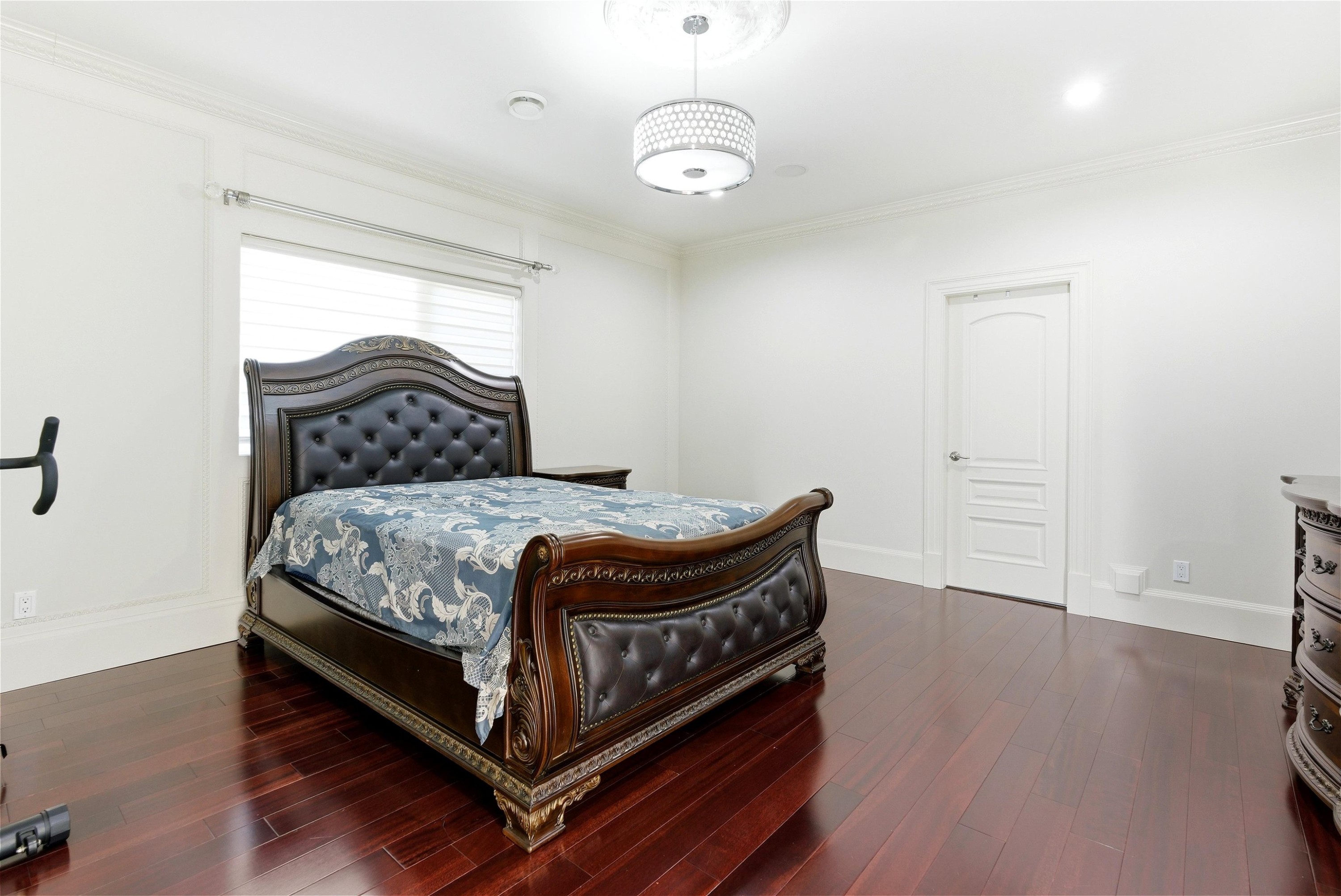 









21098


85

Avenue,
Langley,




BC
V1M 2M4

