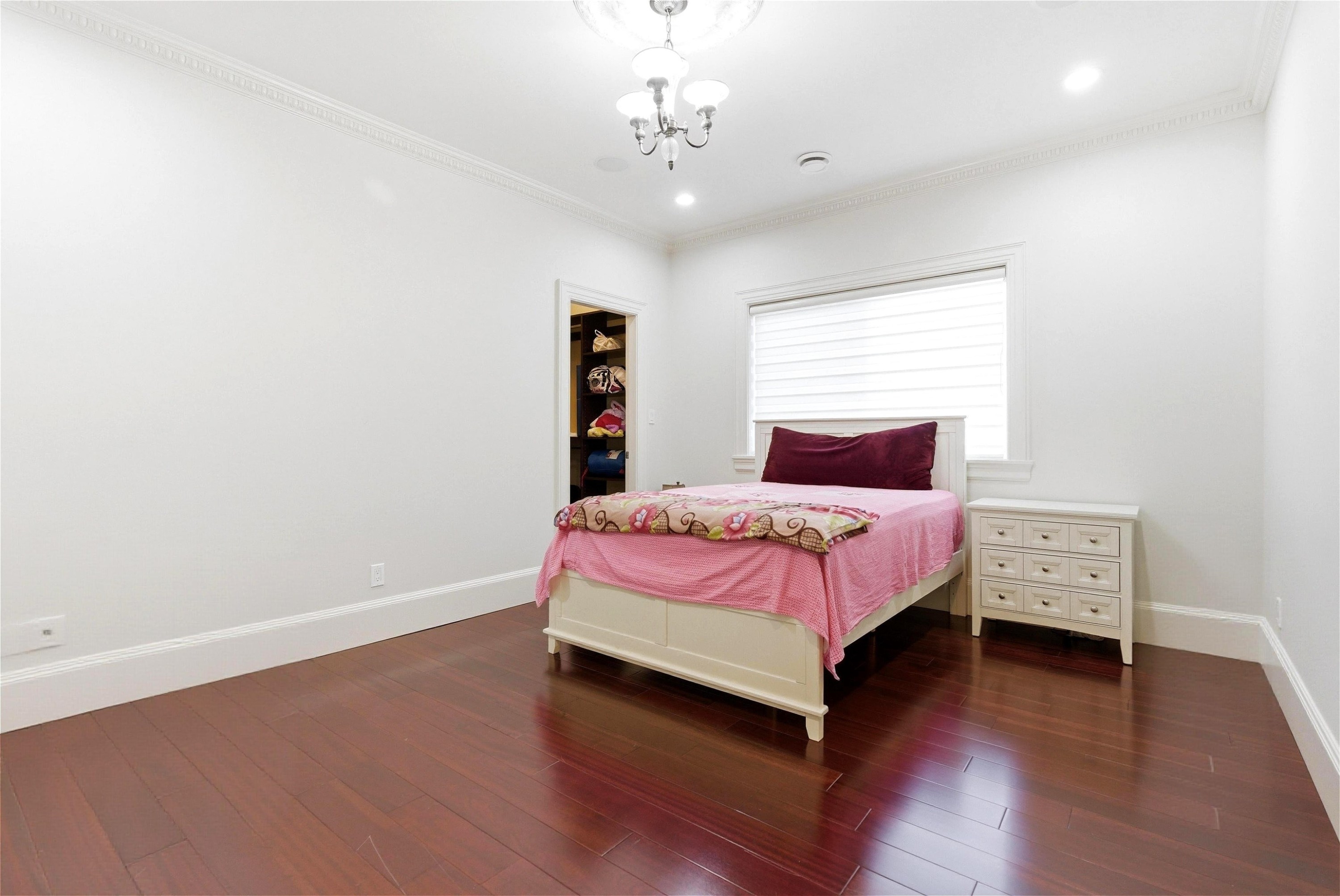 









21098


85

Avenue,
Langley,




BC
V1M 2M4

