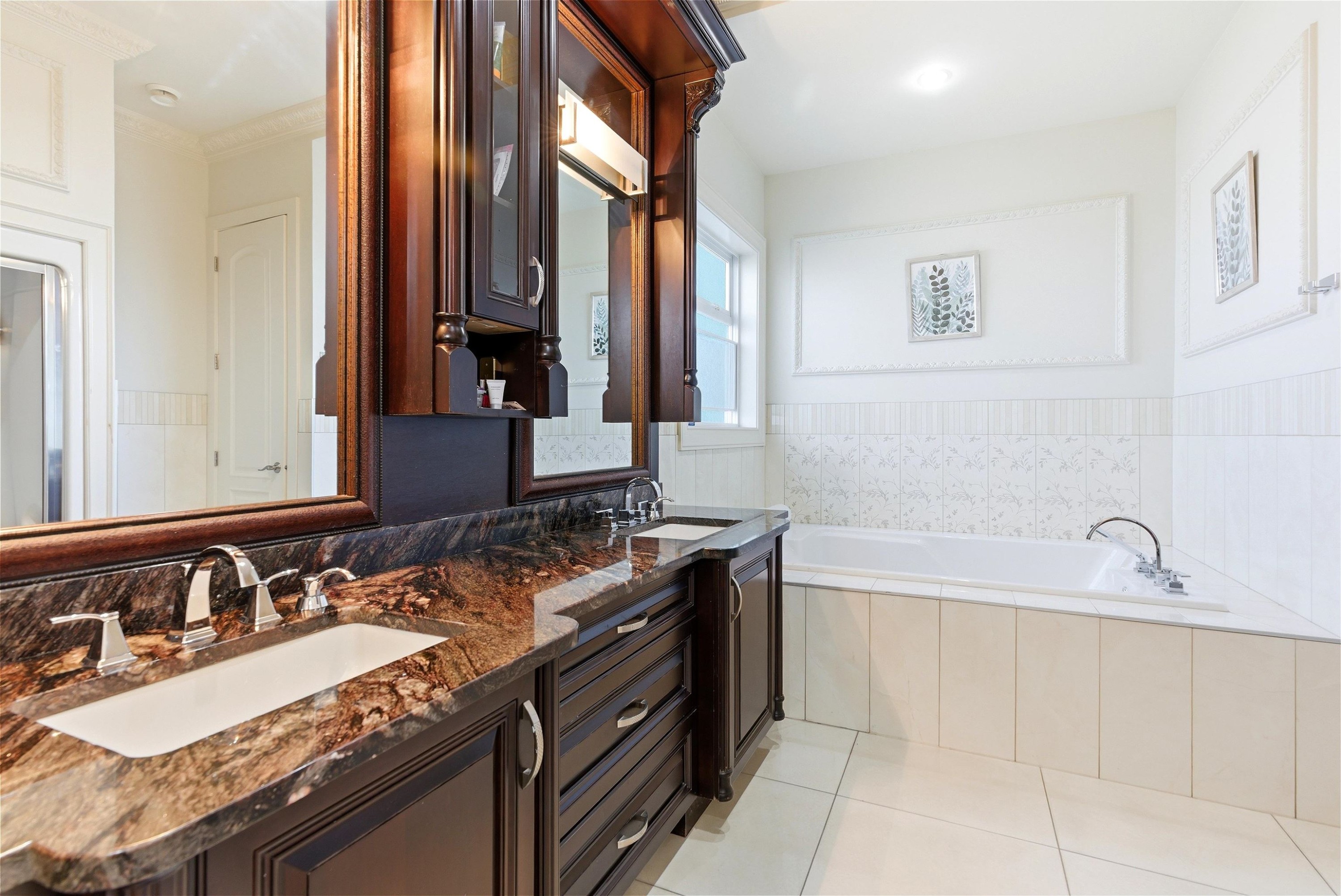 









21098


85

Avenue,
Langley,




BC
V1M 2M4

