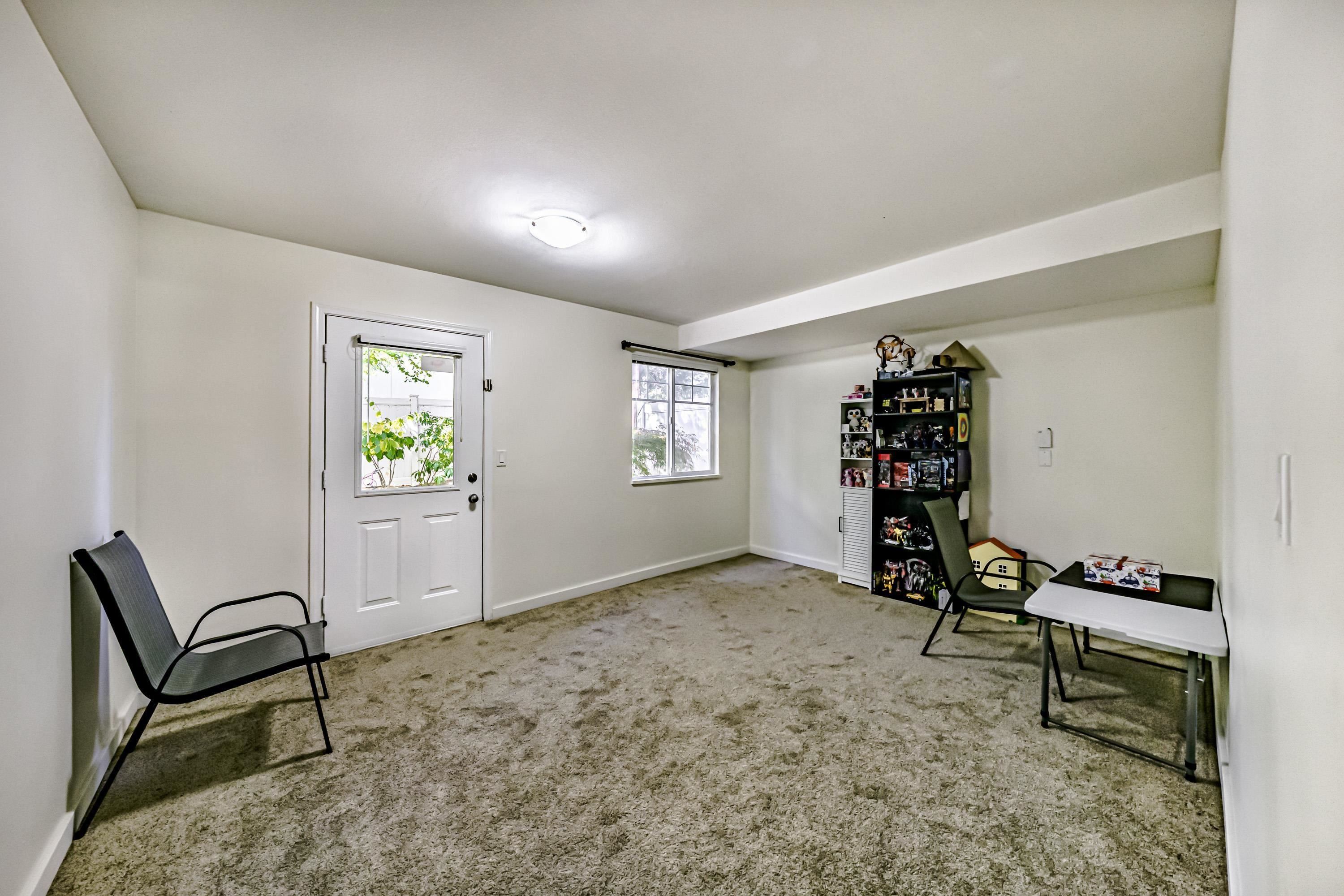 









12110


75a

Avenue, 80,
Surrey,




BC
V3W 1M1

