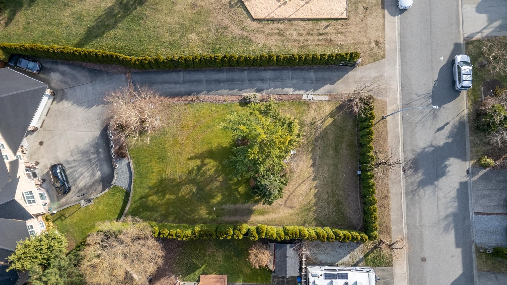 









33697


Veres

Terrace,
Mission,







BC
V2V 7C5

