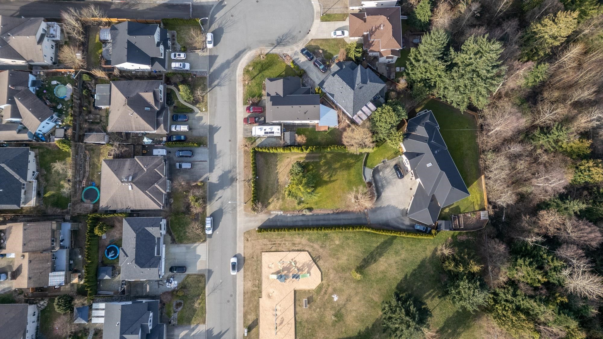 









33697


Veres

Terrace,
Mission,







BC
V2V 7C5


