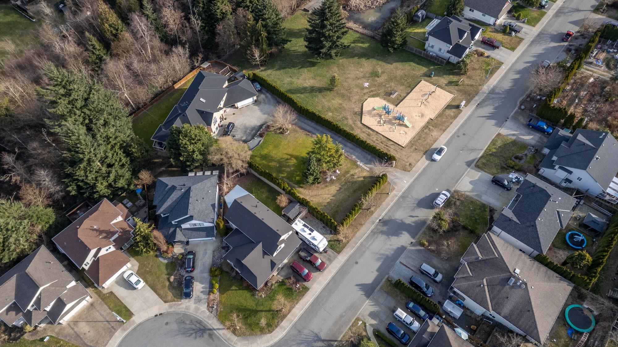 









33697


Veres

Terrace,
Mission,







BC
V2V 7C5


