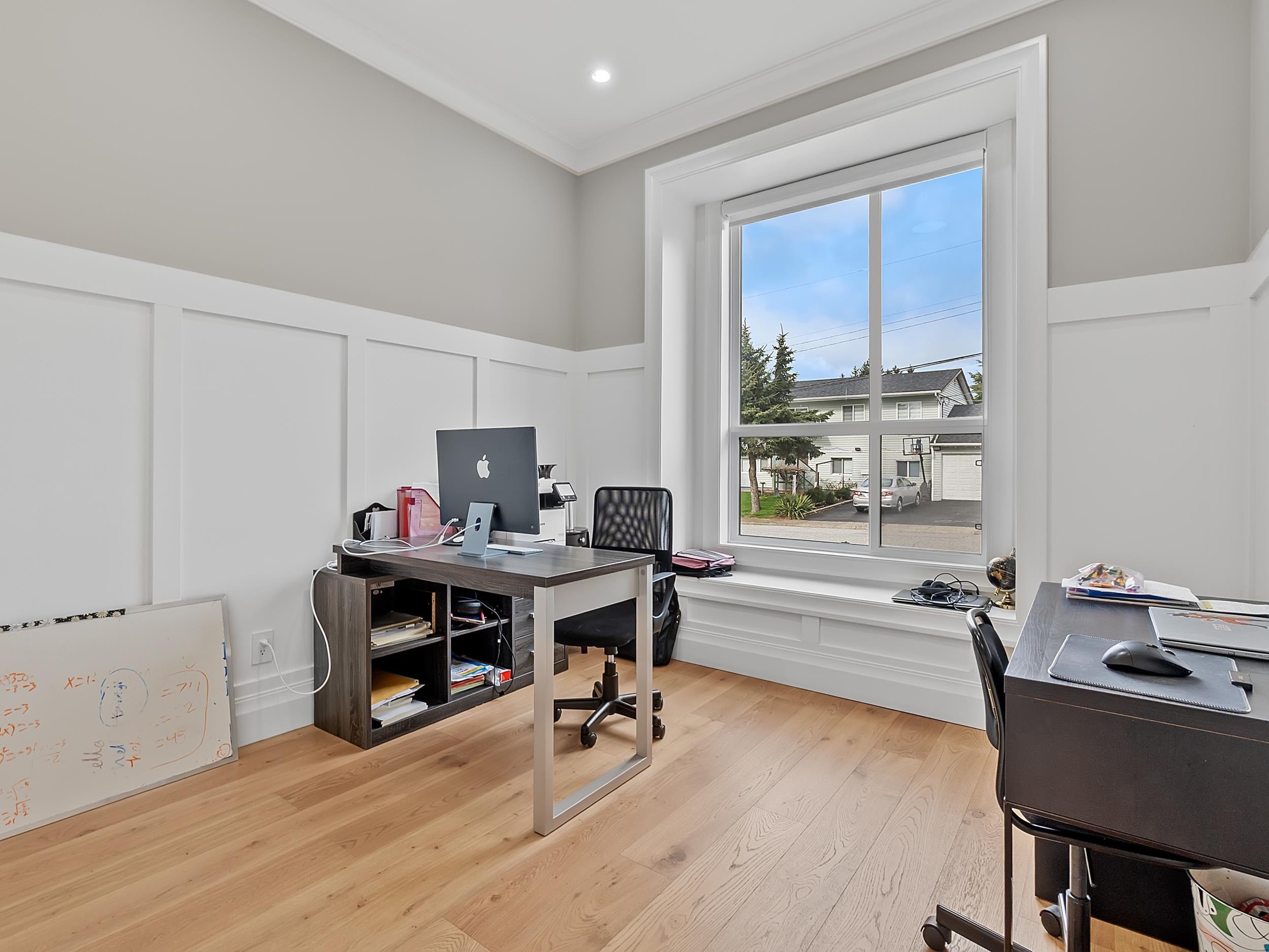 









11586


84b

Avenue,
Delta,




BC
V4C 2T6

