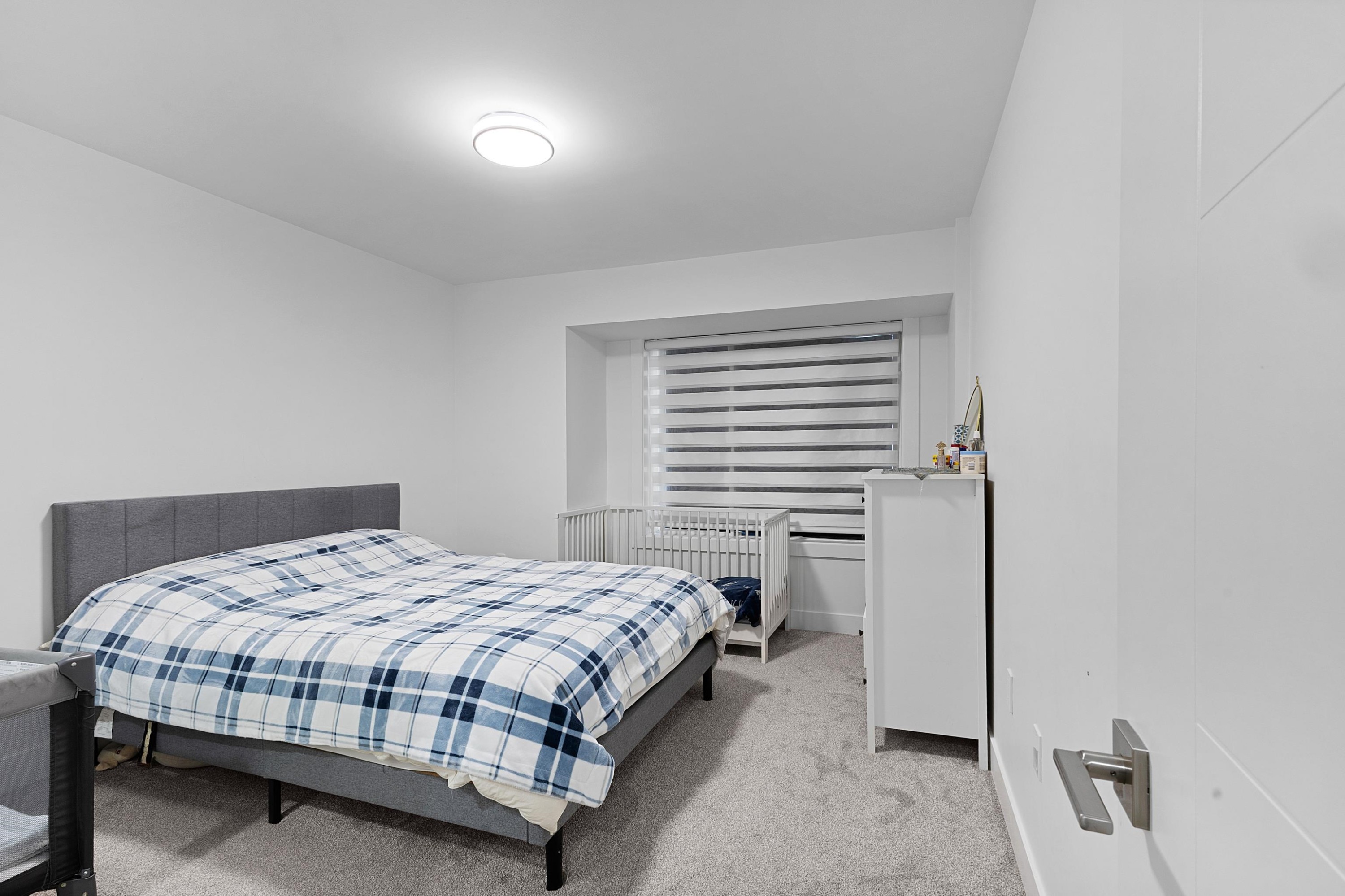 









9652


162a

Street, 15,
Surrey,




BC
V4N 2E4

