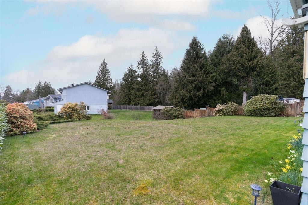 









11275


Kendale

Way,
Delta,




BC
V4C 3P8

